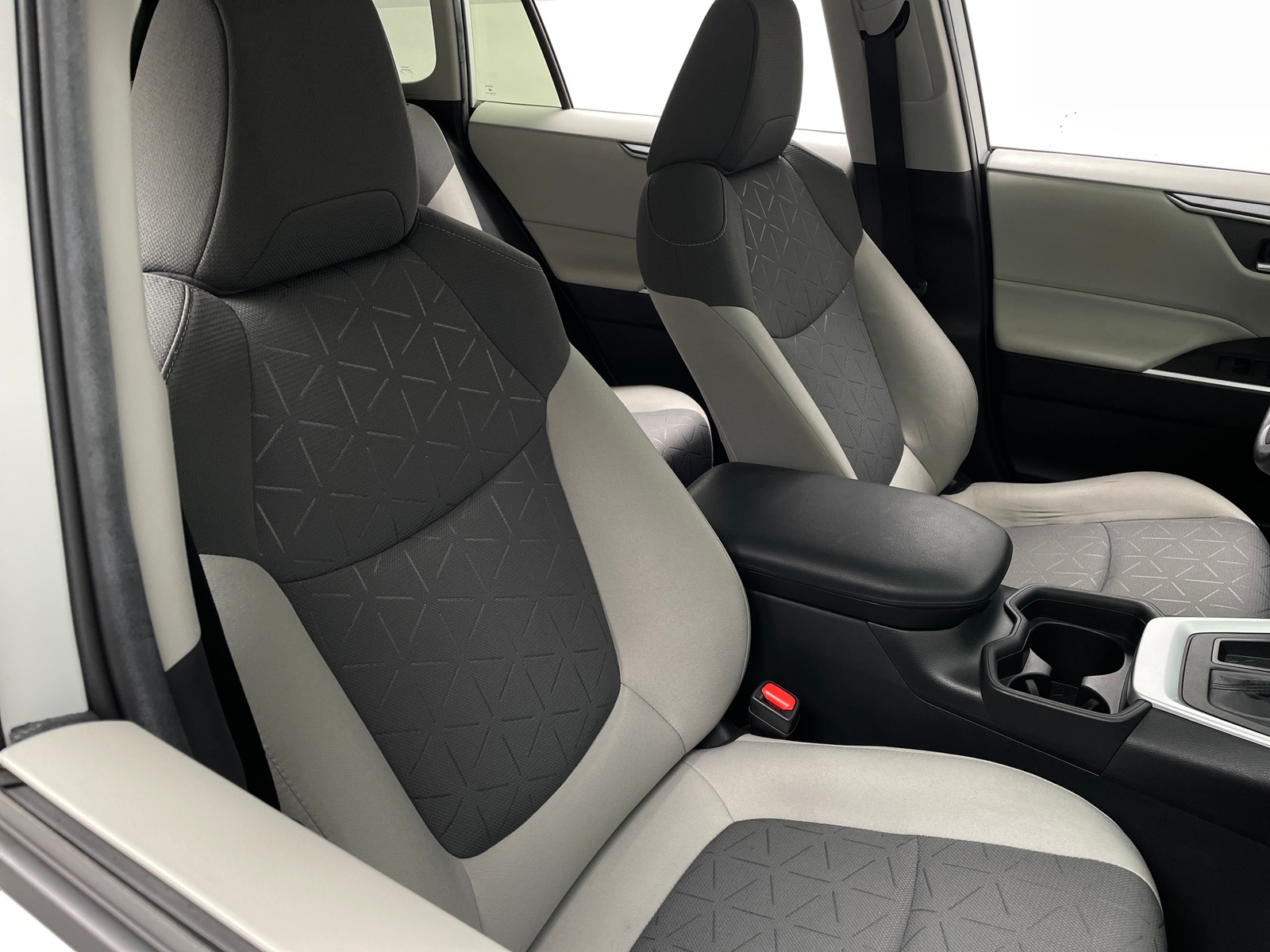 Thumbnail: 2021 Toyota RAV4 - 2