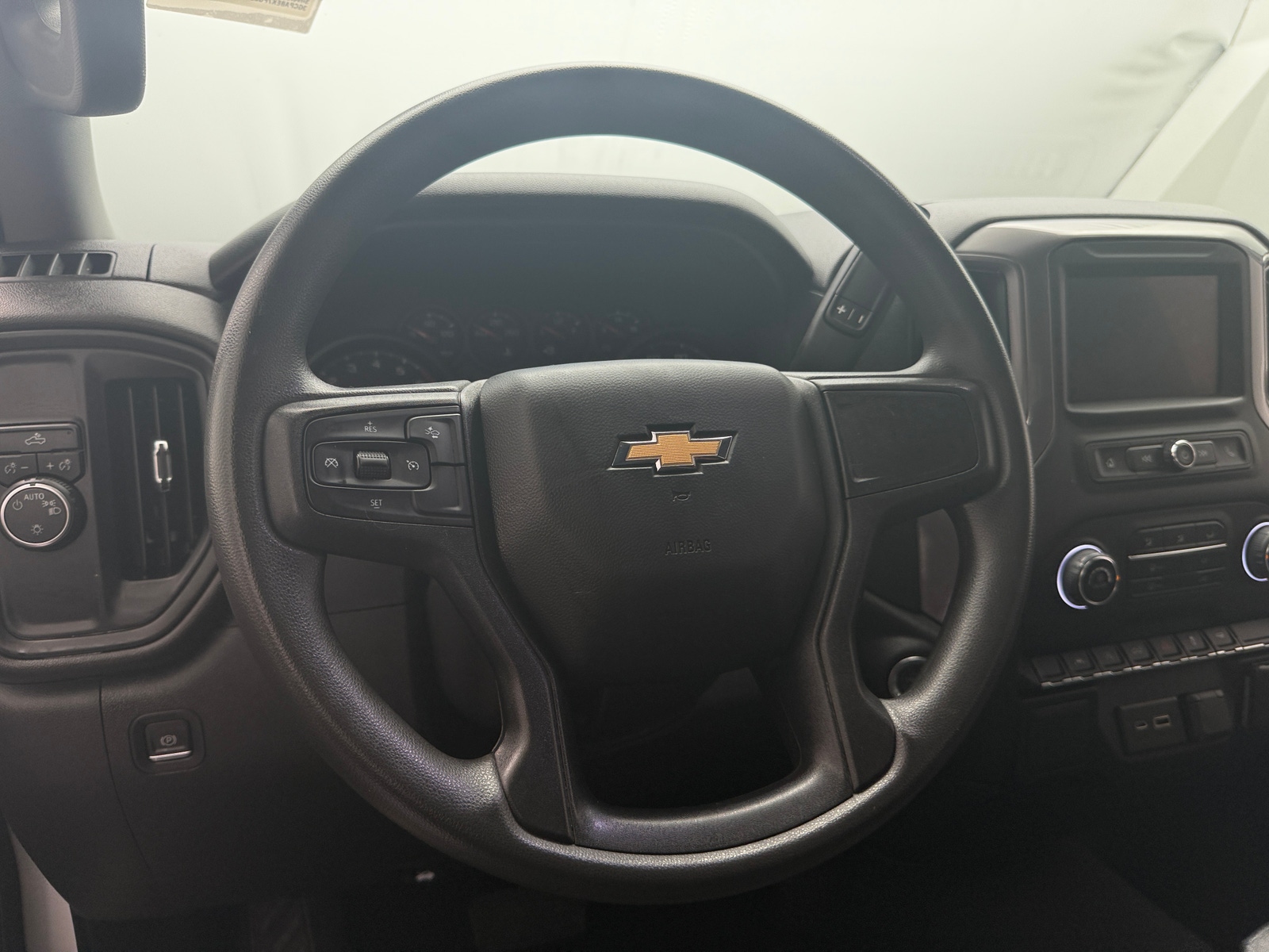 Thumbnail: 2023 Chevrolet Silverado 1500 - 5