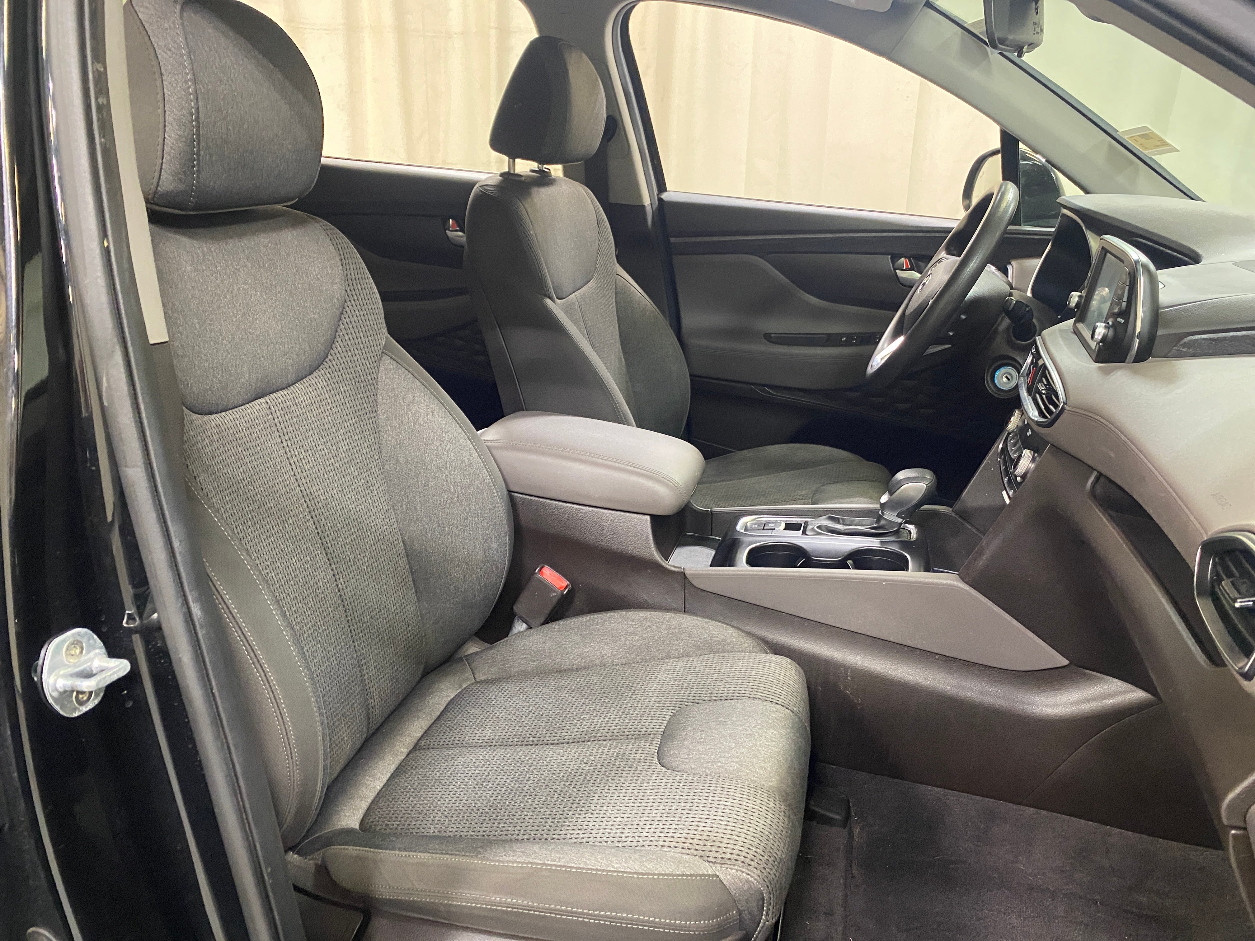 Used 2019 Hyundai Santa Fe SE with VIN 5NMS23AD9KH048136 for sale in Auburn, WA