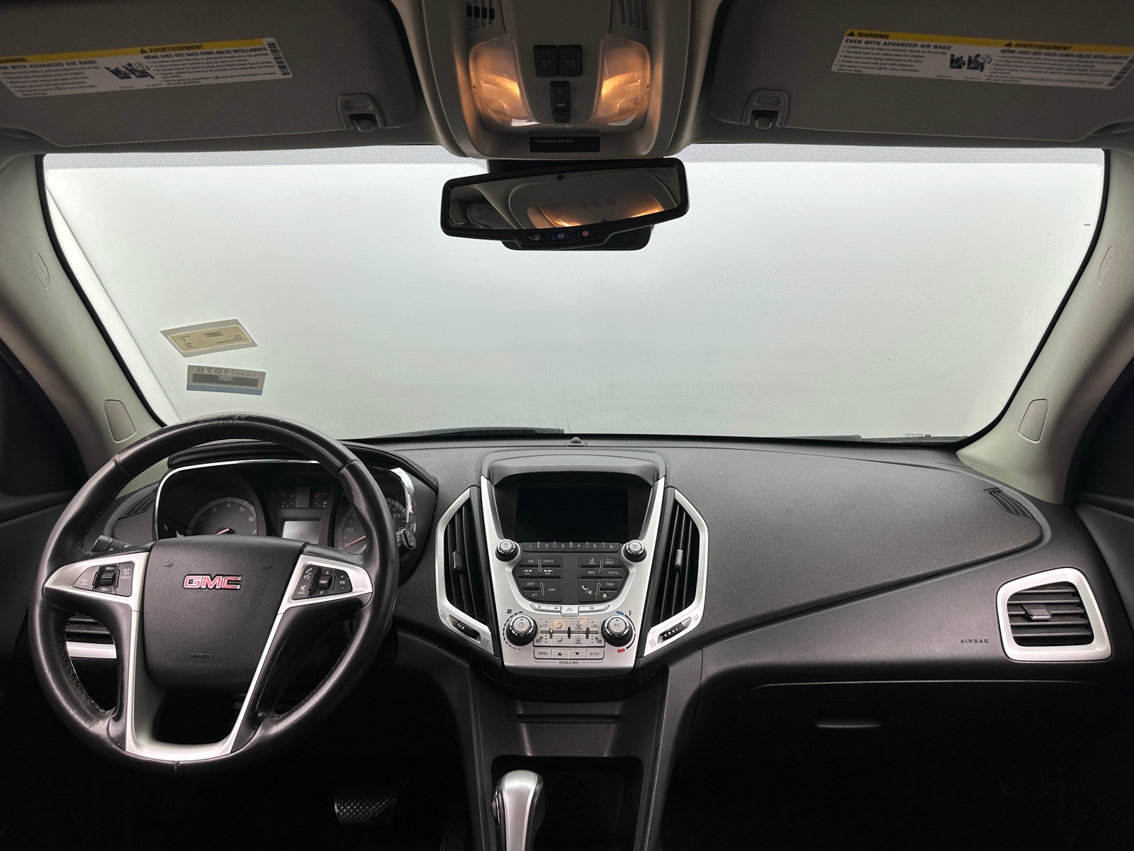 Thumbnail: 2015 GMC Terrain - 3