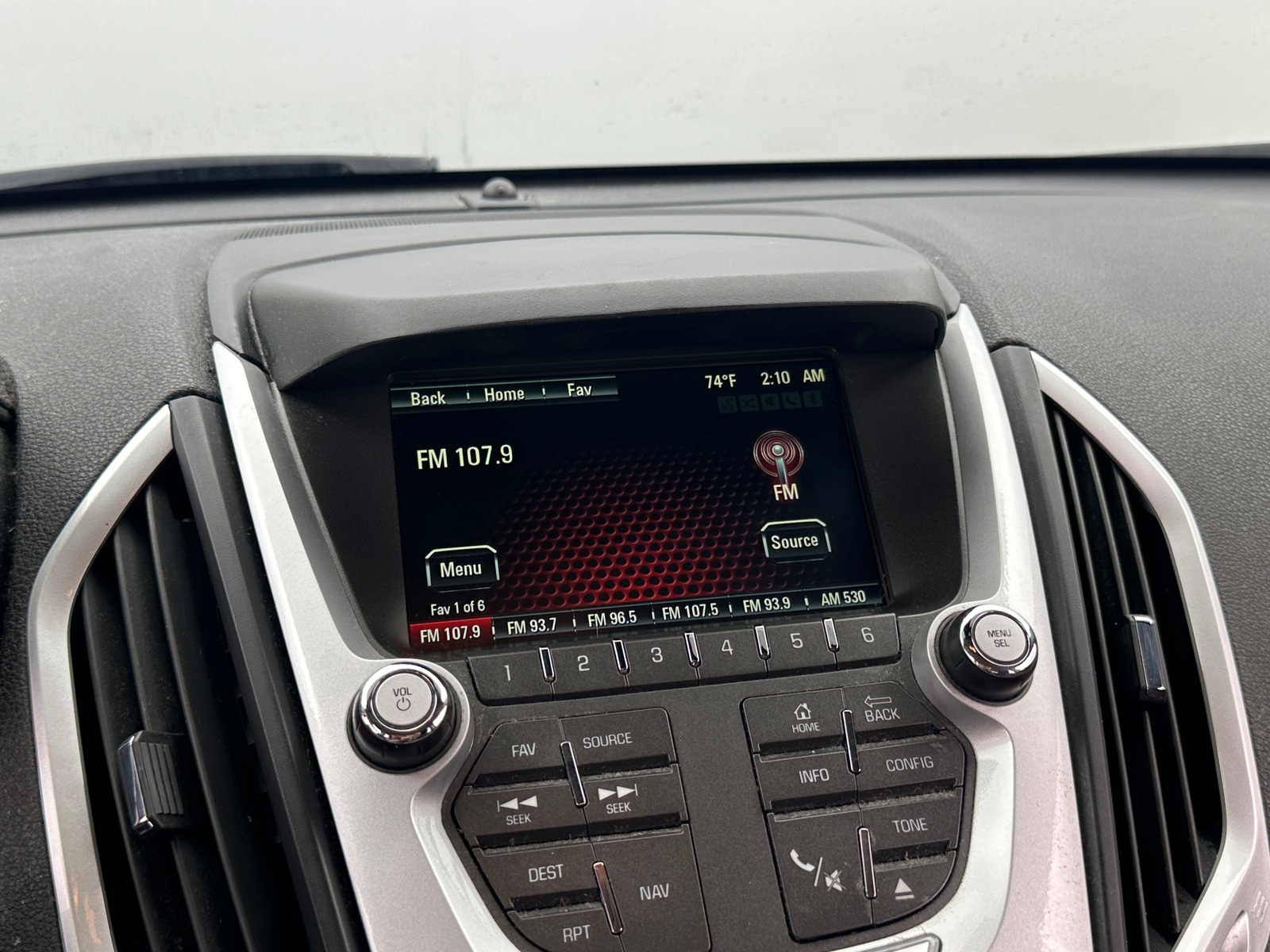 Thumbnail: 2015 GMC Terrain - 4