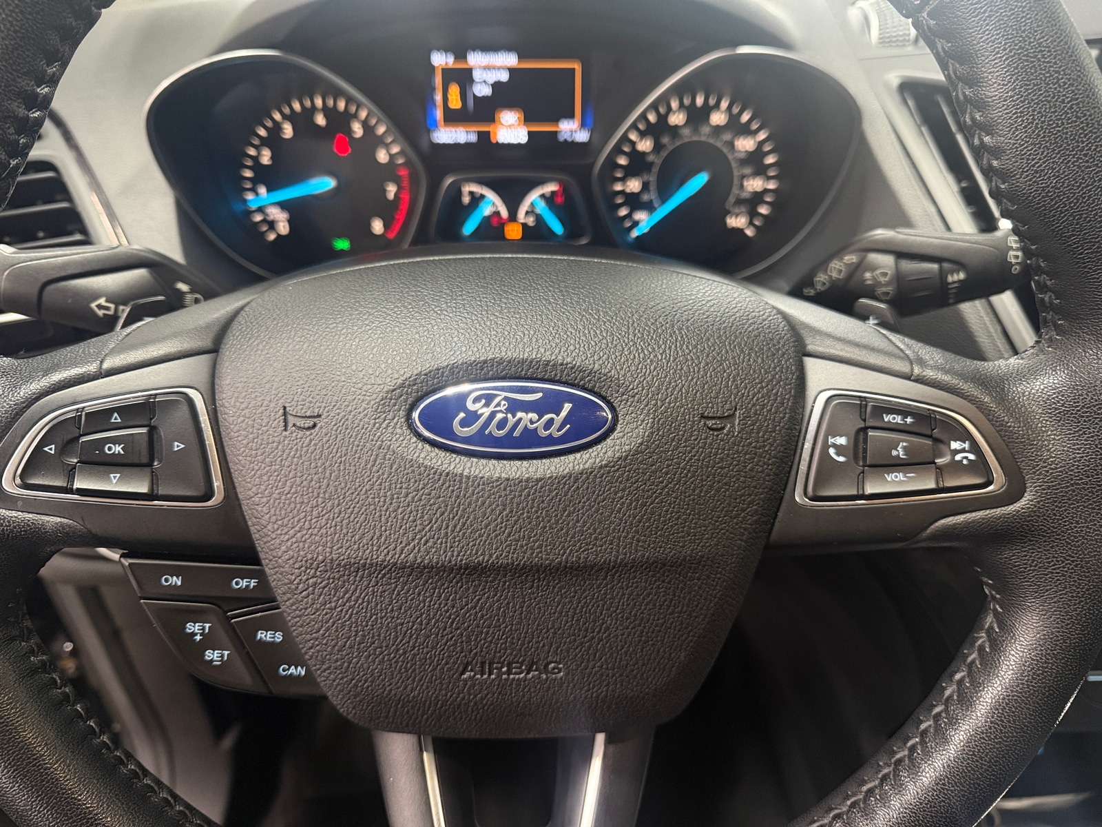 Thumbnail: 2017 Ford Escape - 4