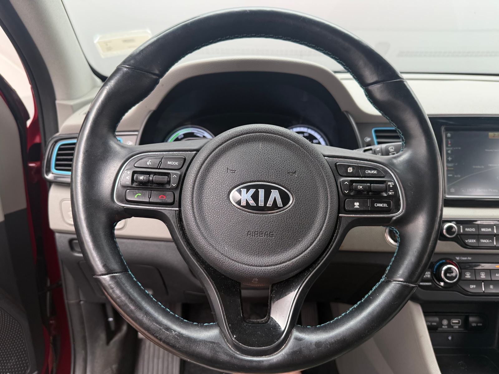Thumbnail: 2018 Kia Niro - 4