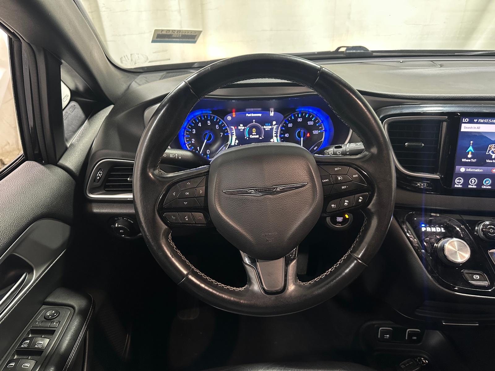 Thumbnail: 2019 Chrysler Pacifica - 5