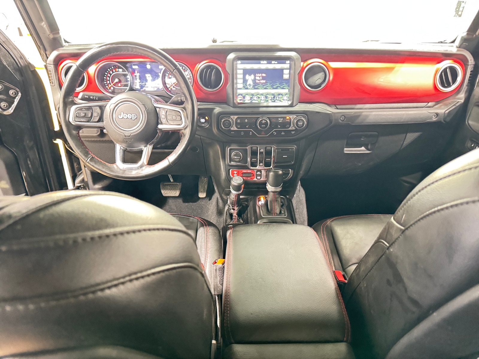 Thumbnail: 2021 Jeep Gladiator - 3
