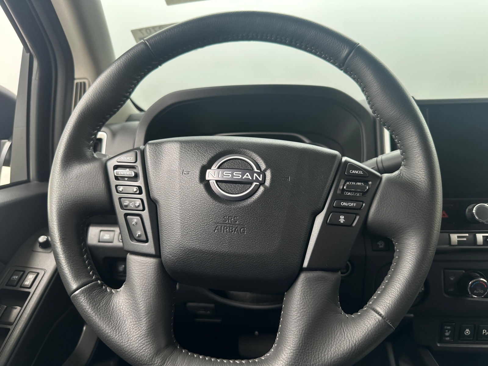 Thumbnail: 2025 Nissan Frontier - 5