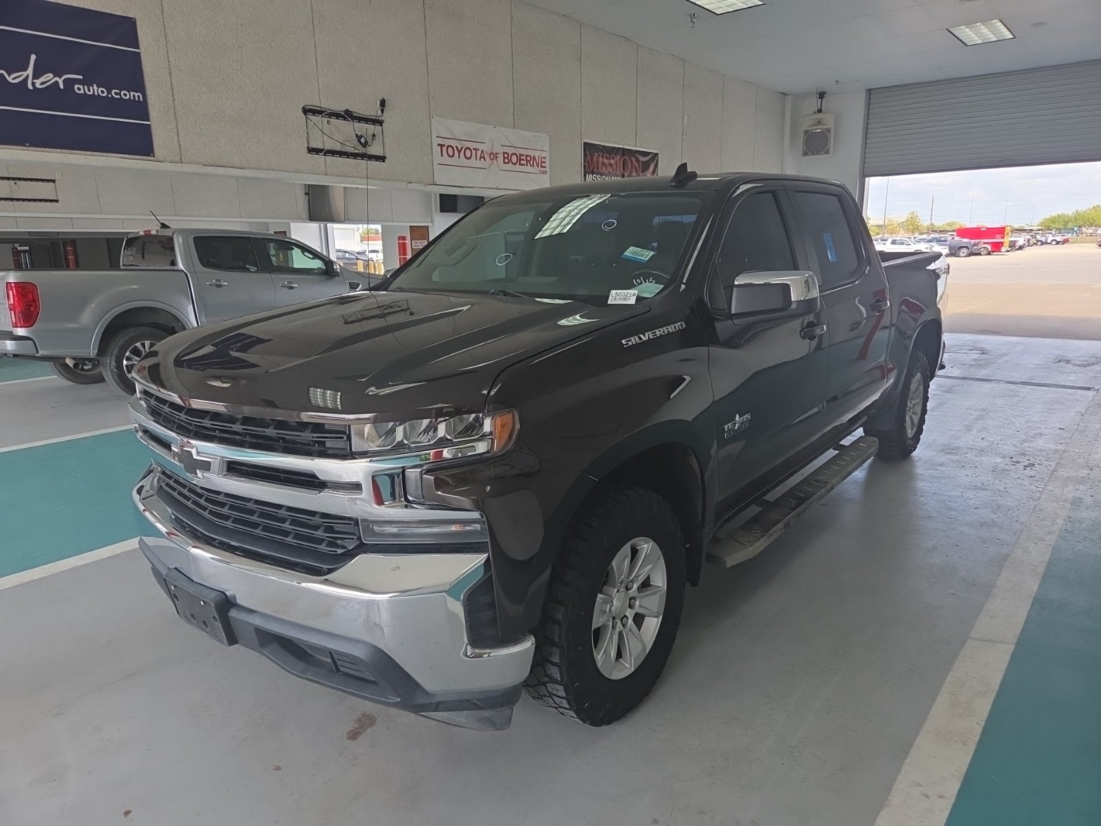 2020 Chevrolet Silverado 1500 2WD Crew Cab 147" LT