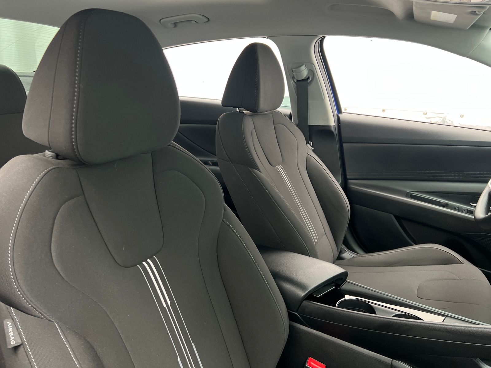 Thumbnail: 2023 Hyundai Elantra - 2