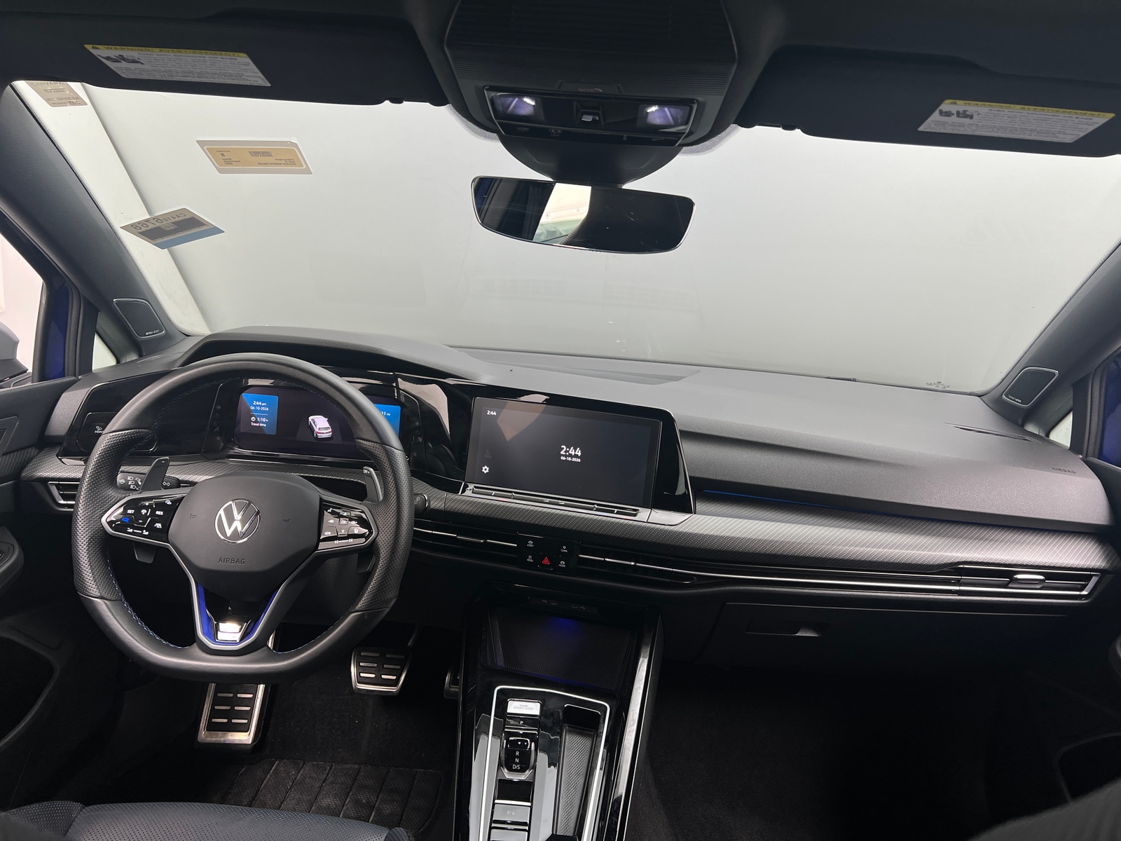Thumbnail: 2023 Volkswagen Golf - 3