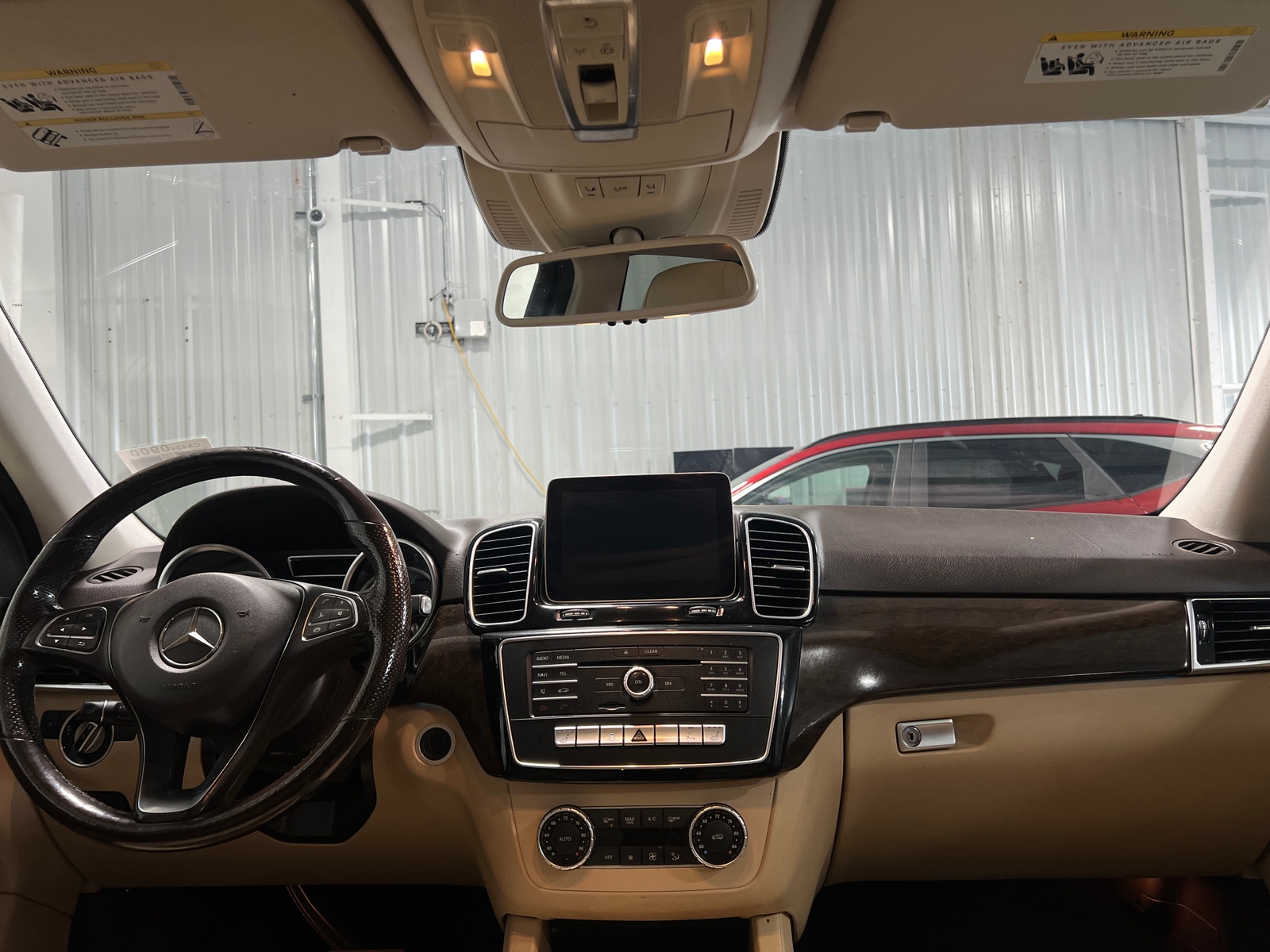 Thumbnail: 2018 Mercedes-Benz GLE - 2