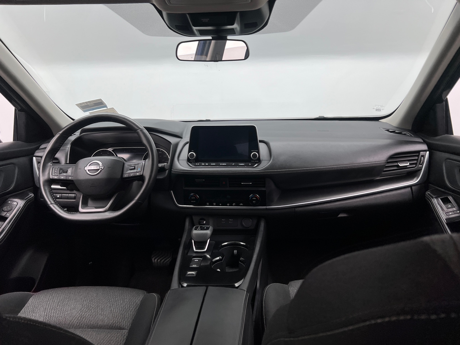 Thumbnail: 2025 Nissan Rogue - 3