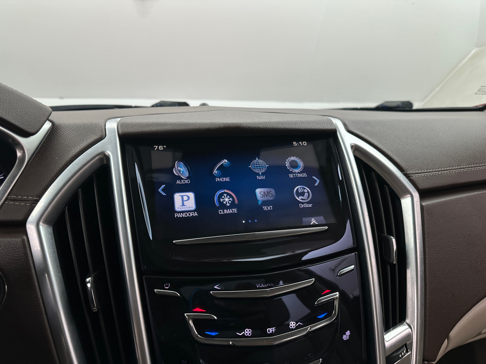 Thumbnail: 2015 Cadillac SRX - 3