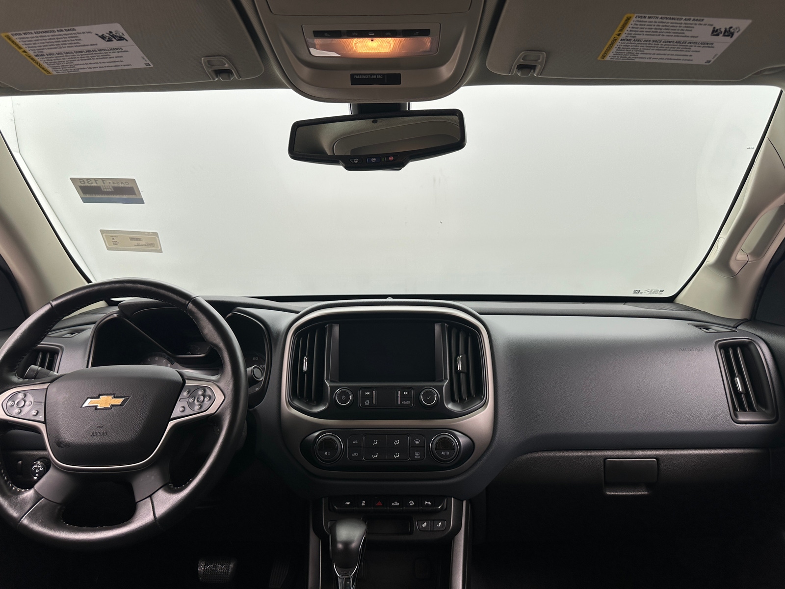 Thumbnail: 2022 Chevrolet Colorado - 3