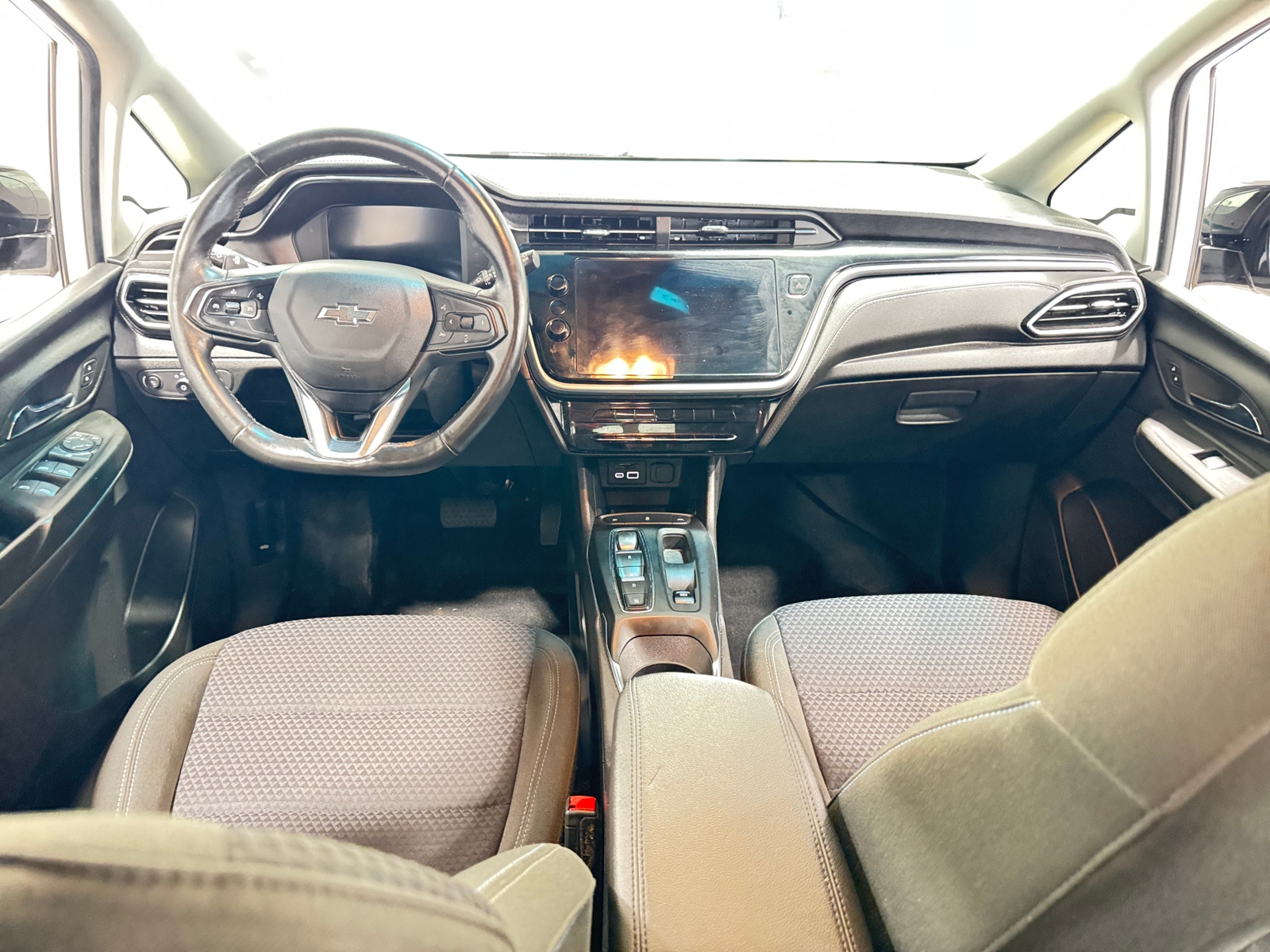 Thumbnail: 2023 Chevrolet Bolt EV - 3