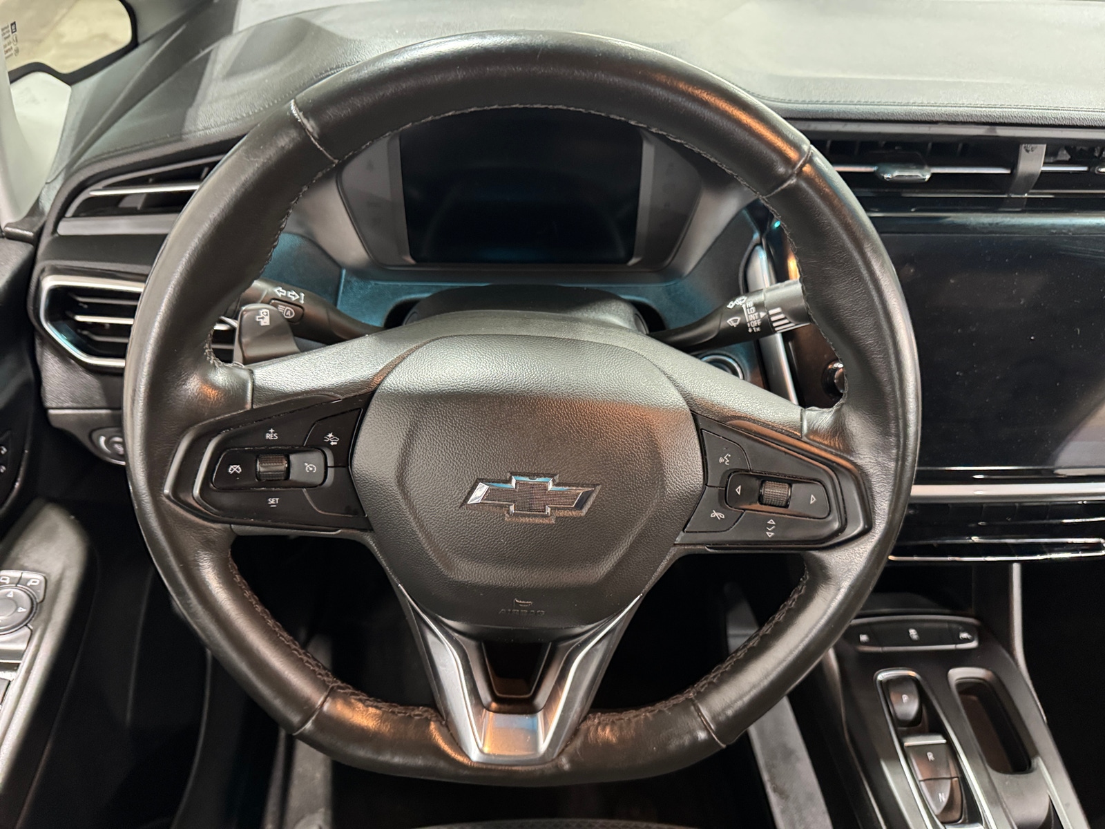 Thumbnail: 2023 Chevrolet Bolt EV - 5