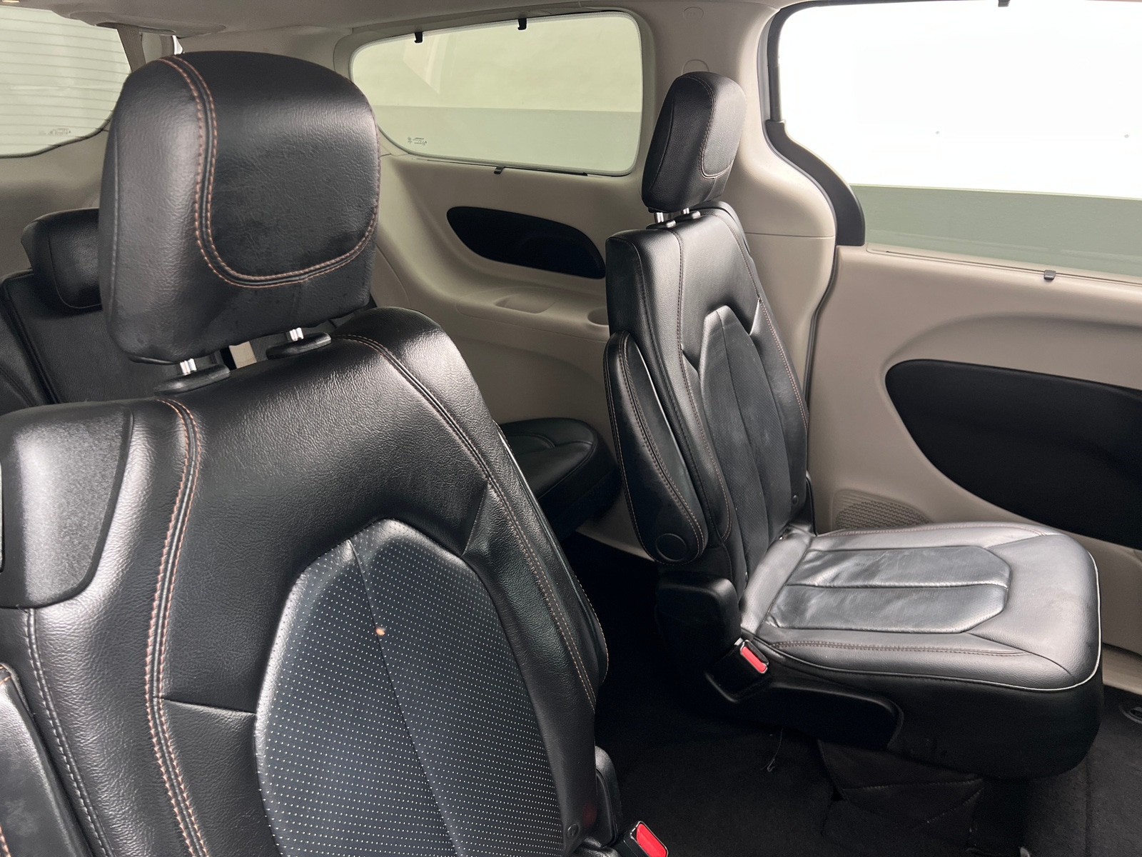 Thumbnail: 2019 Chrysler Pacifica - 5