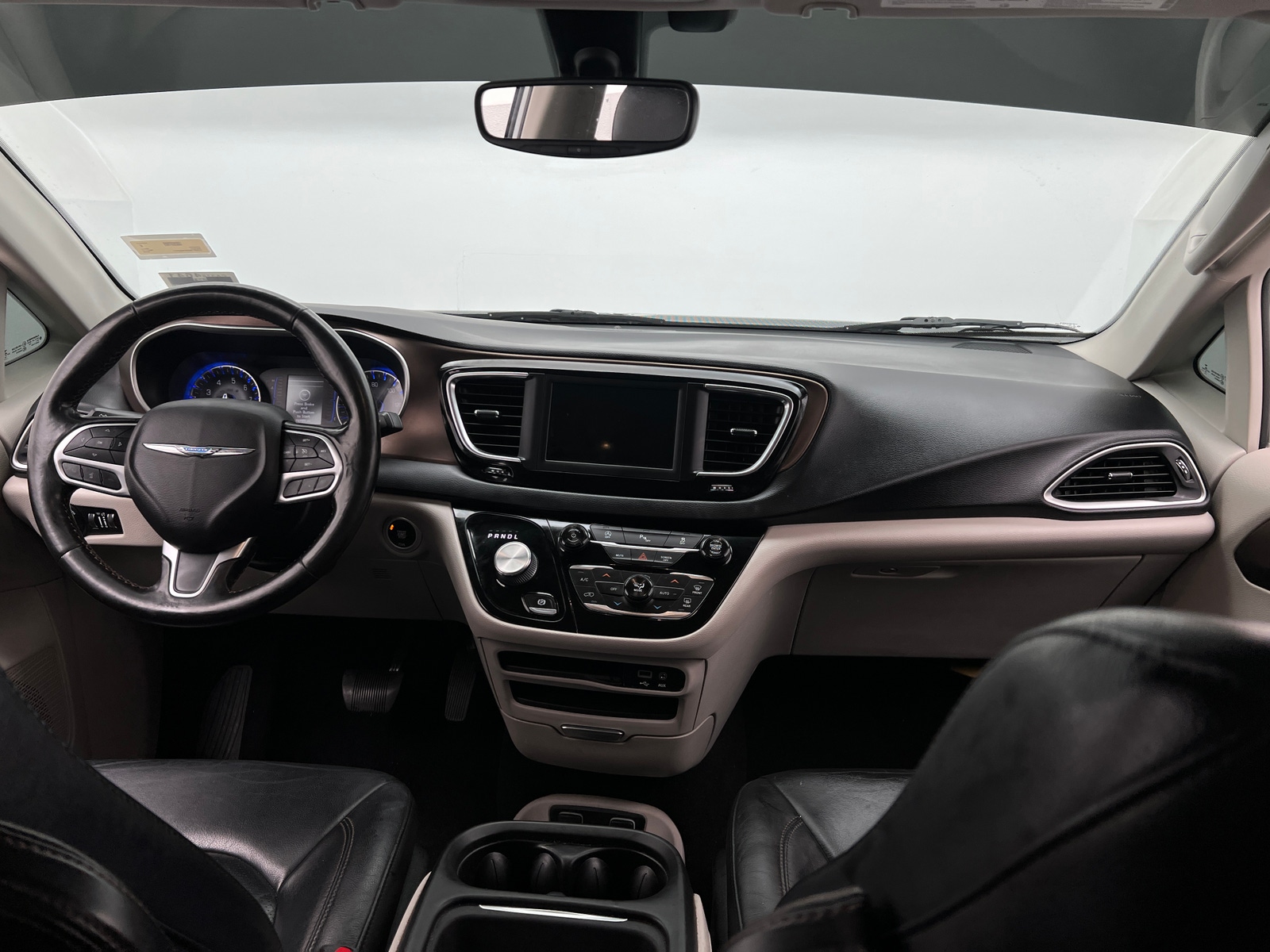 Thumbnail: 2019 Chrysler Pacifica - 2