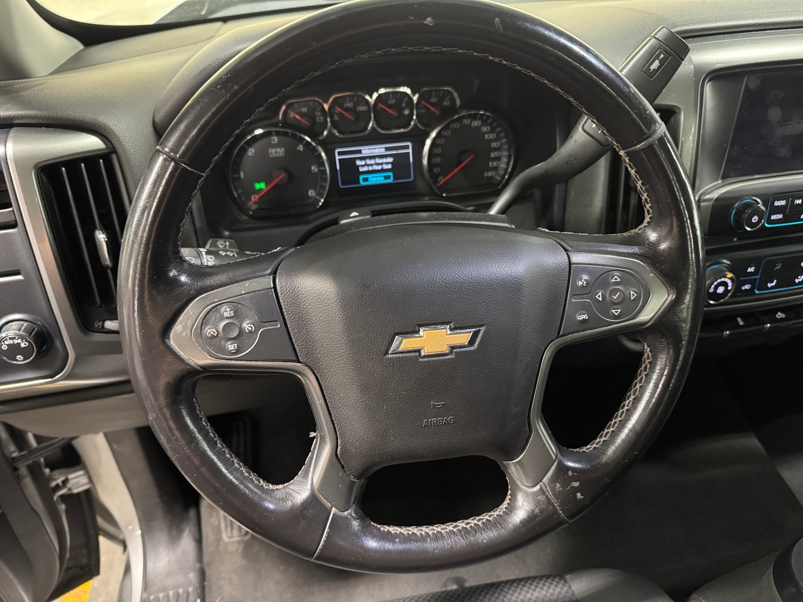 Thumbnail: 2019 Chevrolet Silverado 1500 - 5