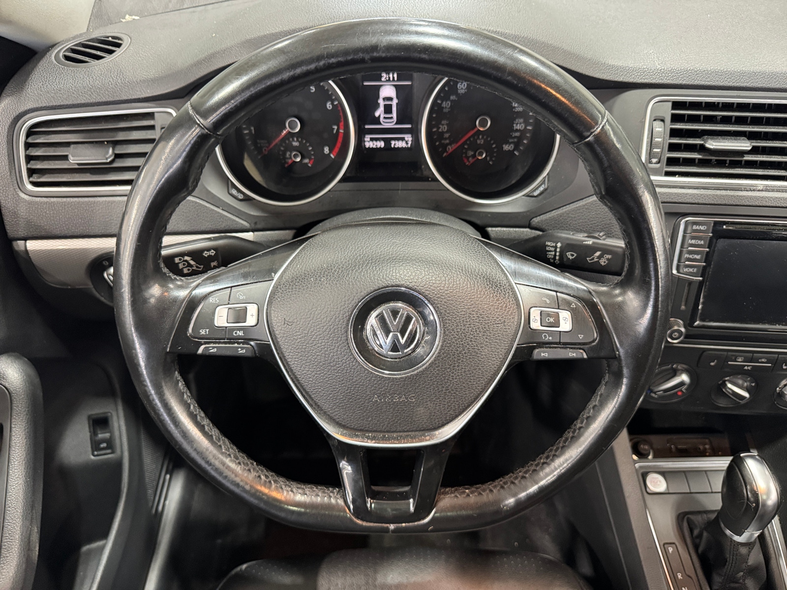 Thumbnail: 2017 Volkswagen Jetta - 4