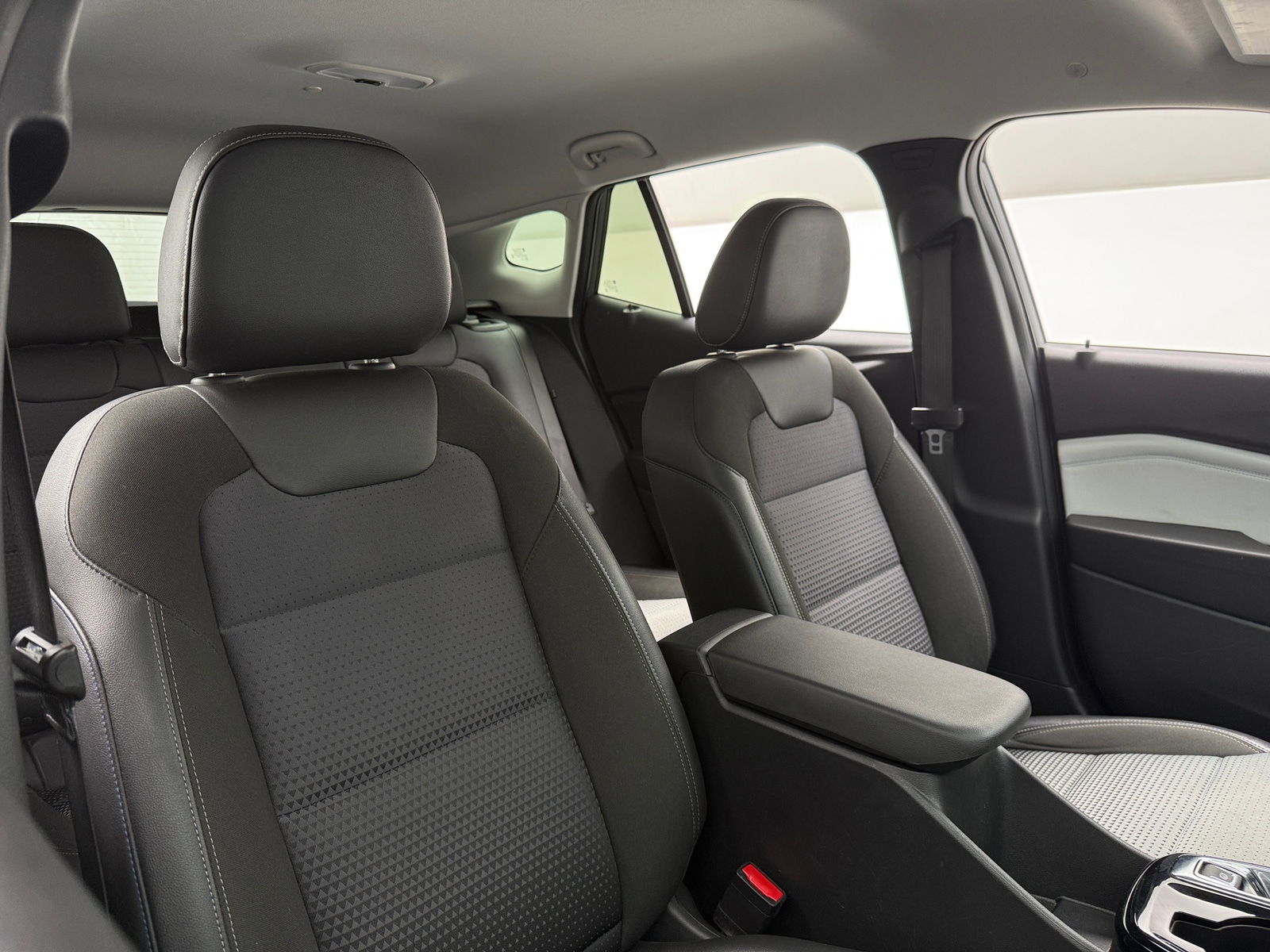 Thumbnail: 2025 Chevrolet Trax - 2
