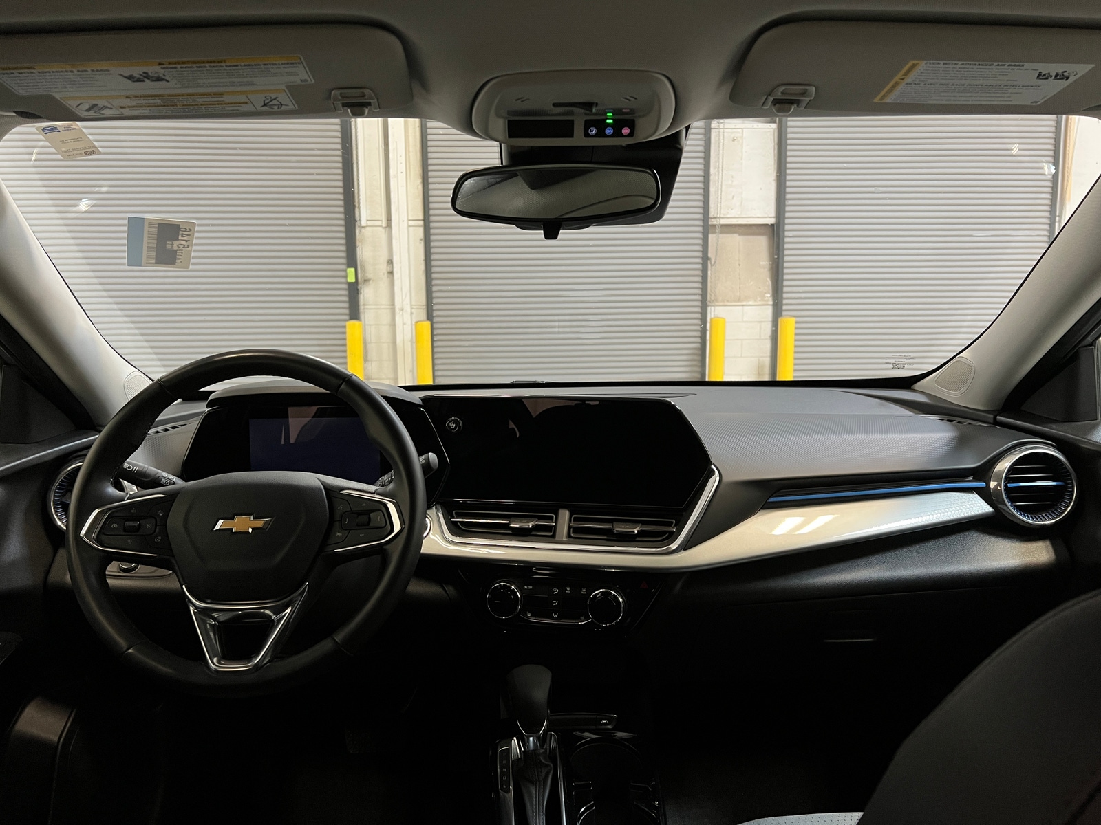 Thumbnail: 2025 Chevrolet Trax - 3