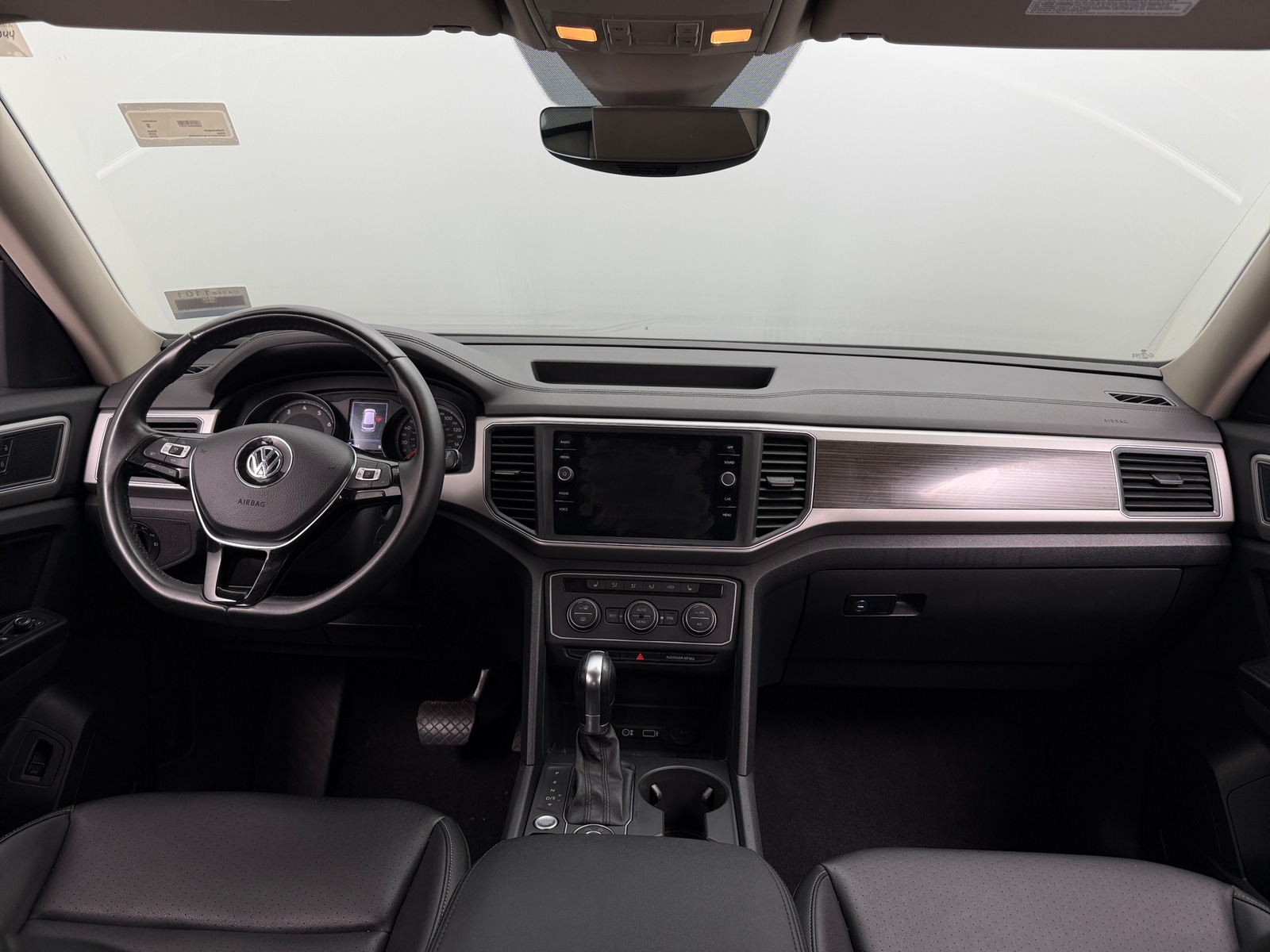 Thumbnail: 2019 Volkswagen Atlas - 2