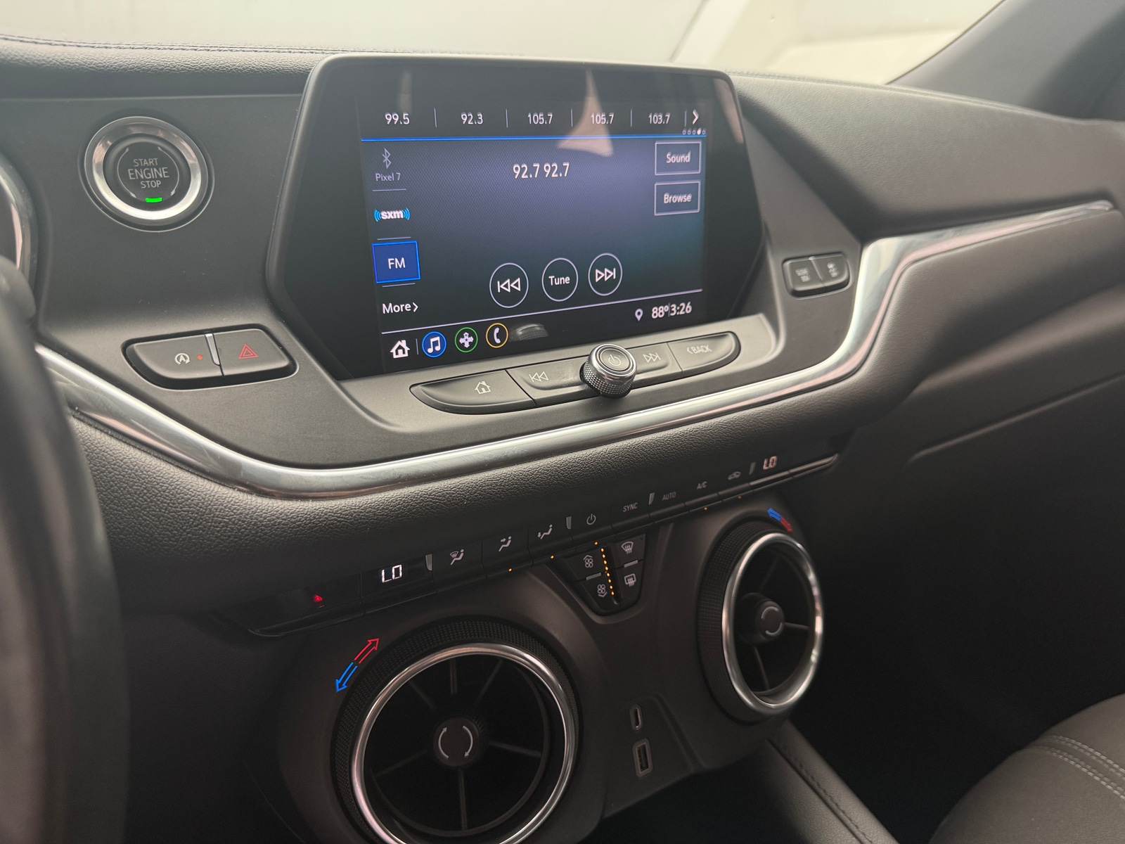 Thumbnail: 2020 Chevrolet Blazer - 4