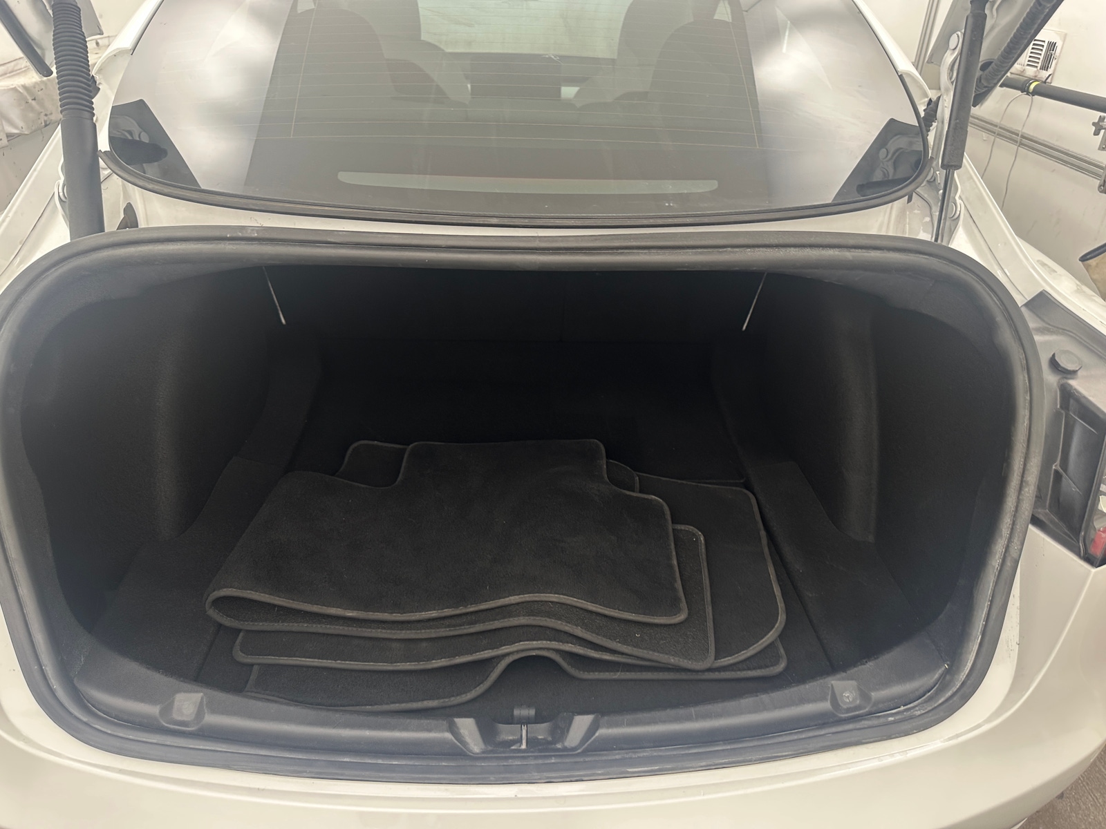Thumbnail: 2021 Tesla Model 3 - 6