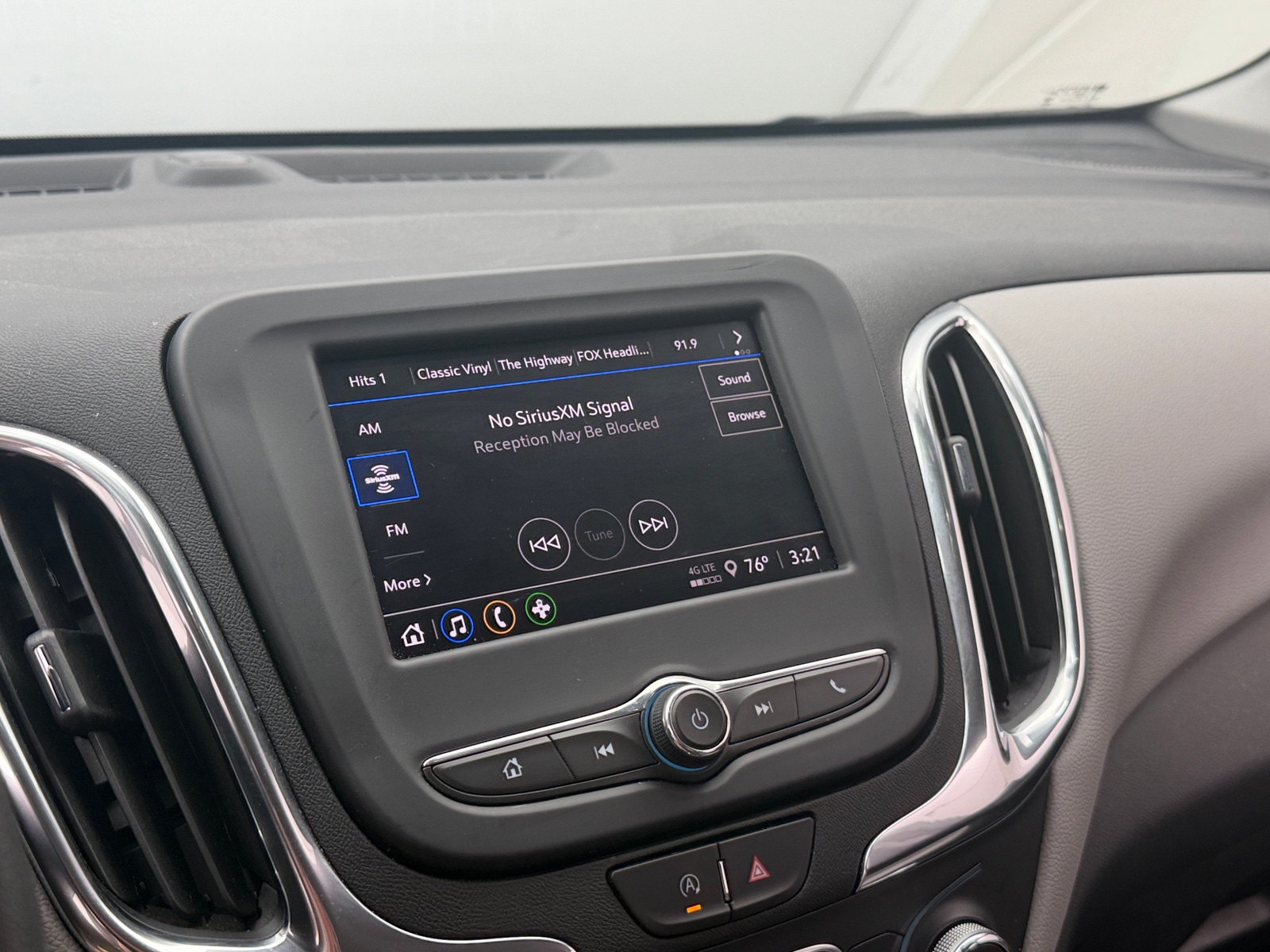 Thumbnail: 2024 Chevrolet Equinox - 4