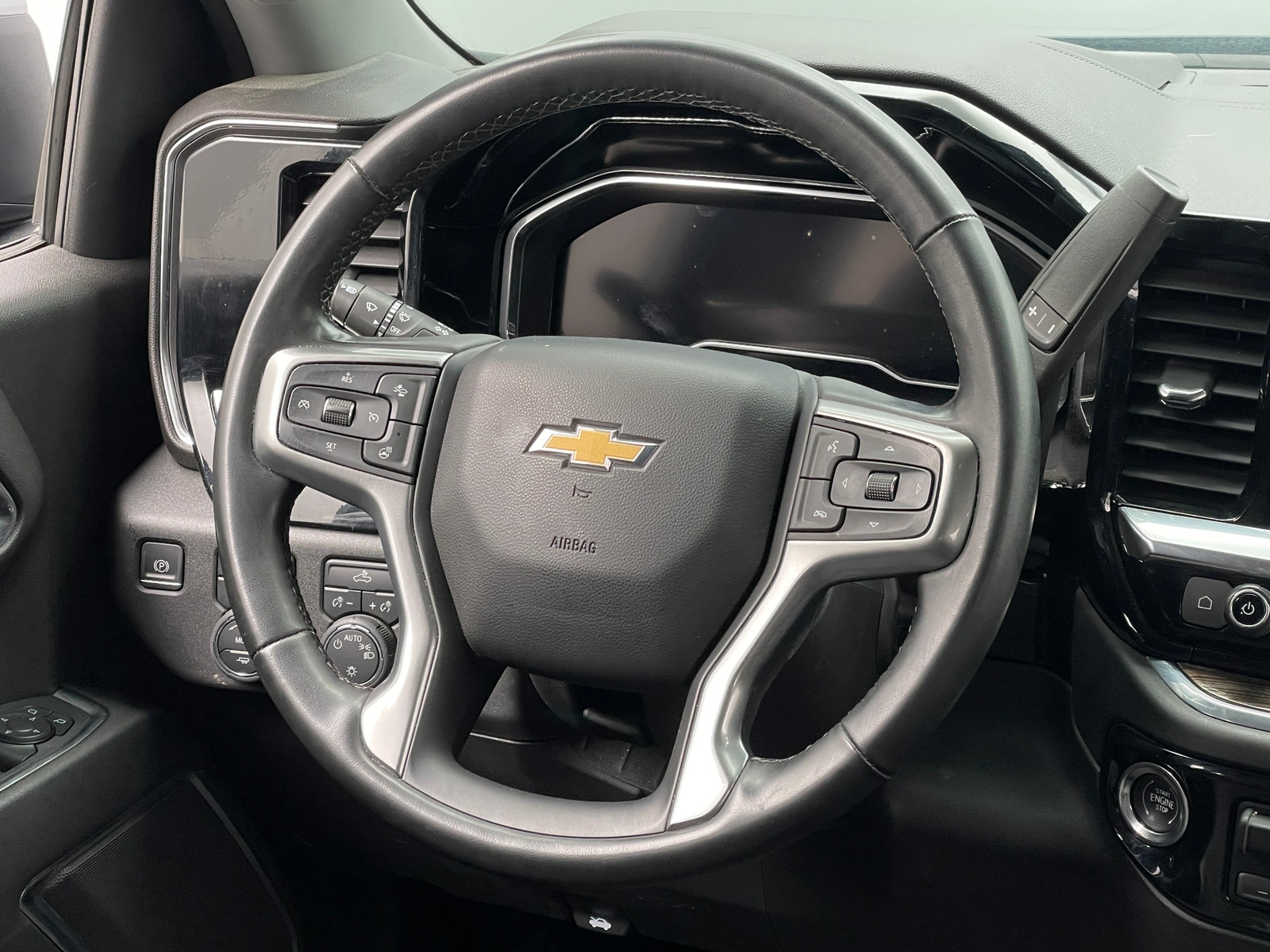 Thumbnail: 2024 Chevrolet Silverado 1500 - 5