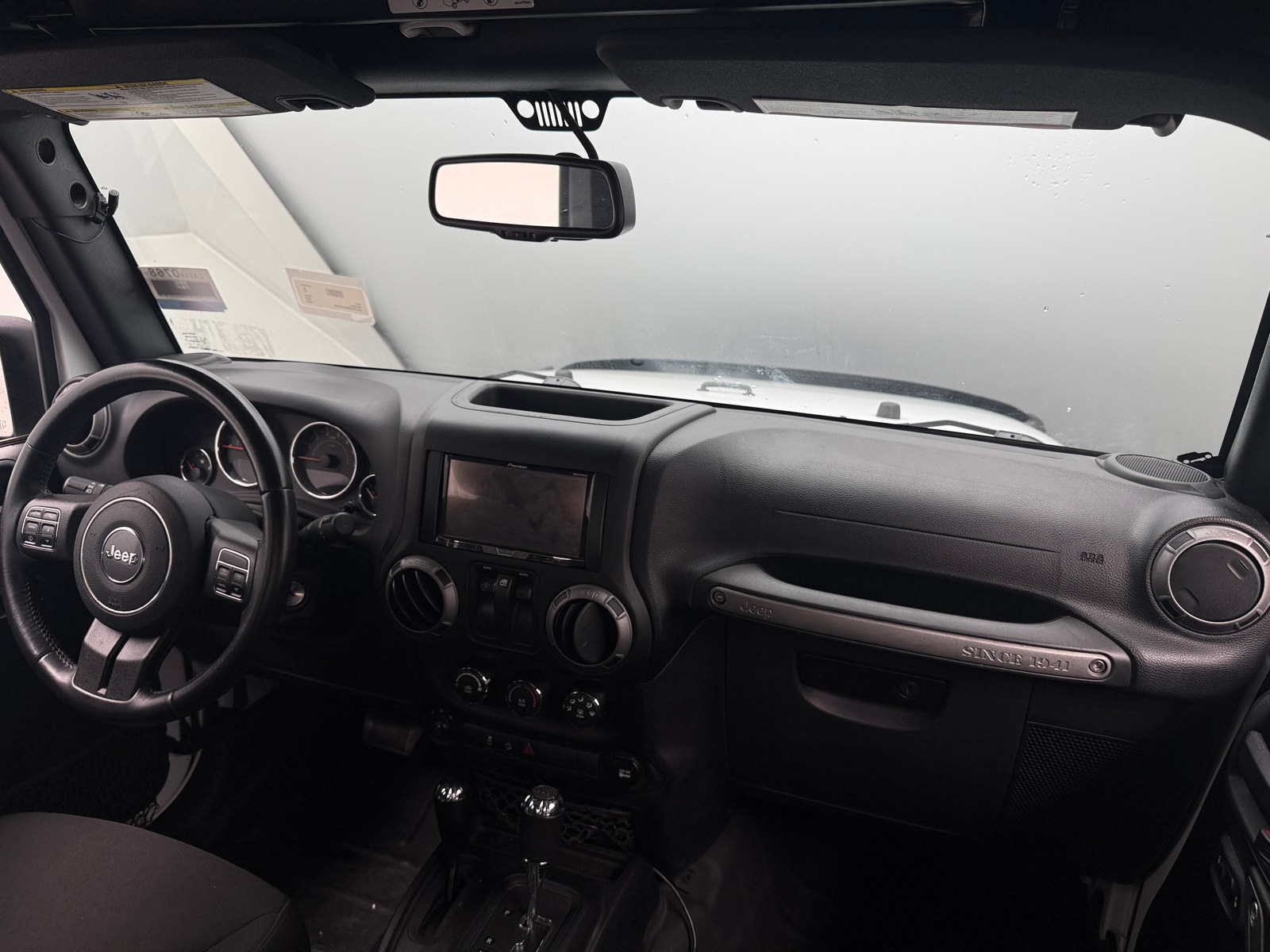 Thumbnail: 2016 Jeep Wrangler - 3