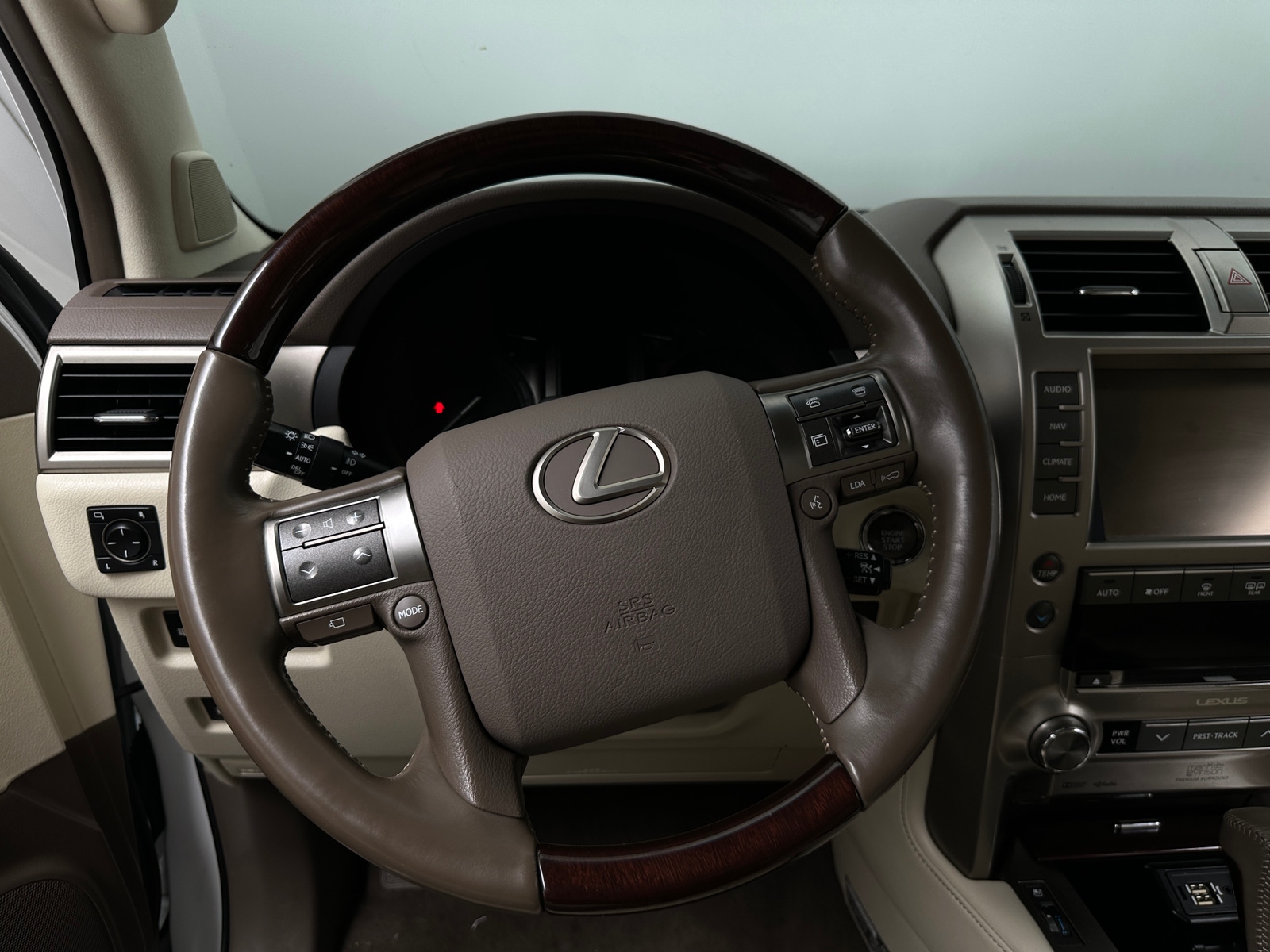 Thumbnail: 2019 Lexus GX - 4