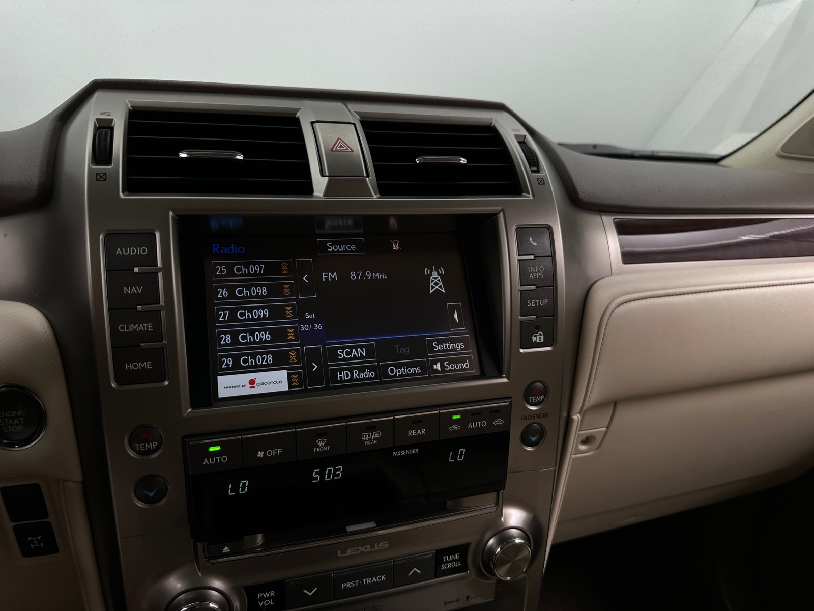 Thumbnail: 2019 Lexus GX - 3