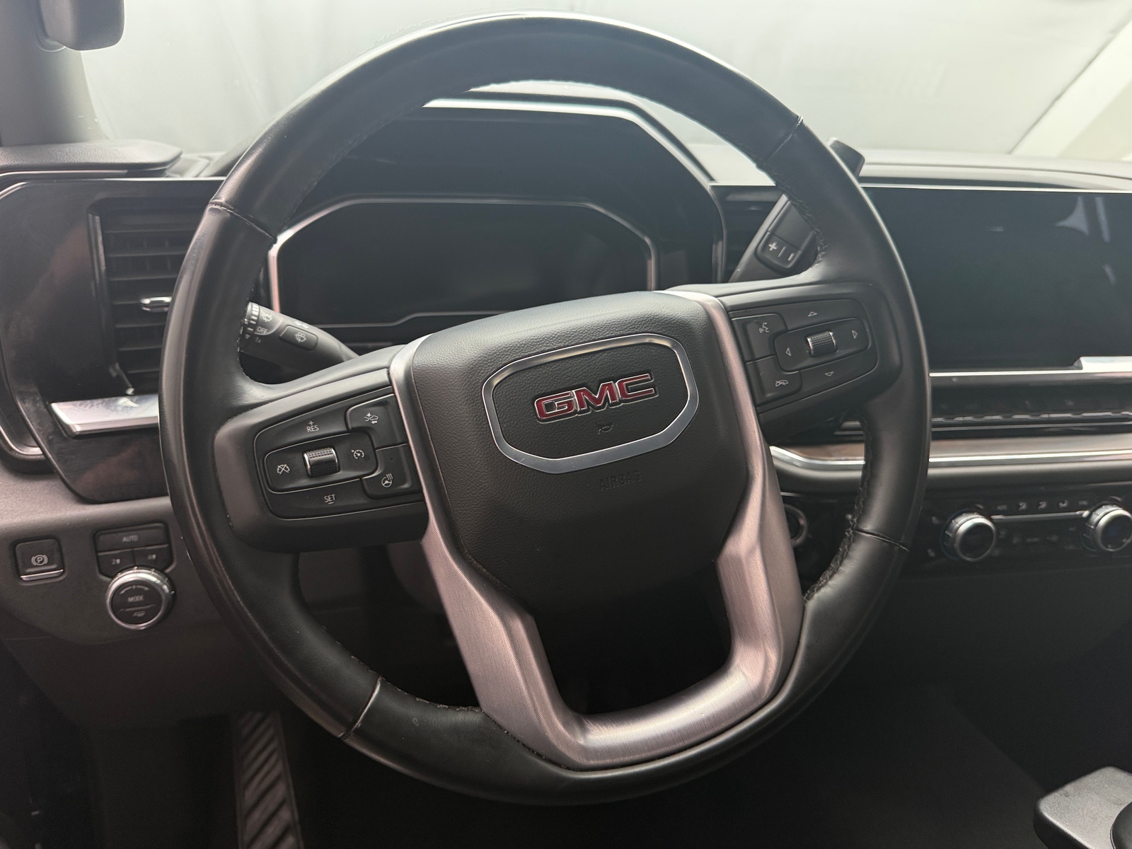 Thumbnail: 2025 GMC Sierra 1500 - 4