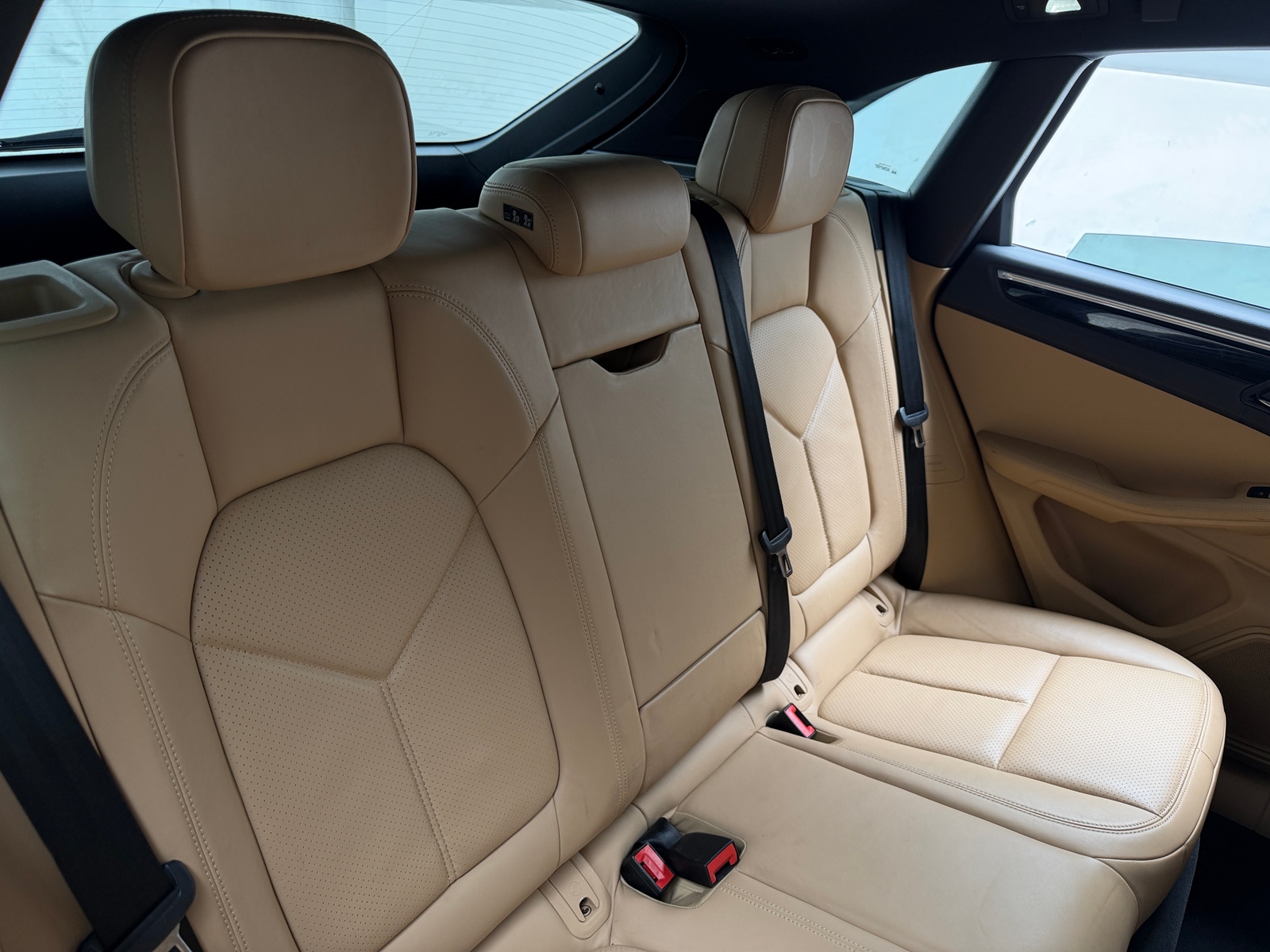 Thumbnail: 2018 Porsche Macan - 5