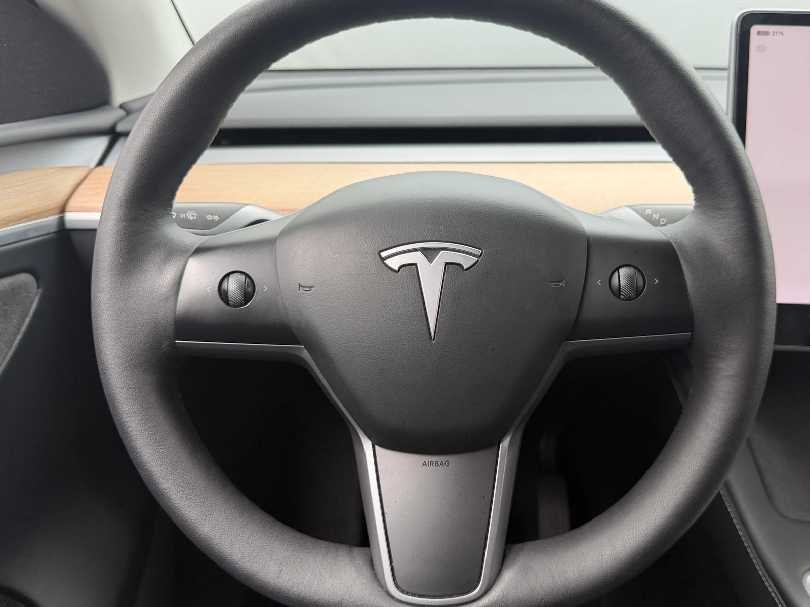 Thumbnail: 2023 Tesla Model Y - 4