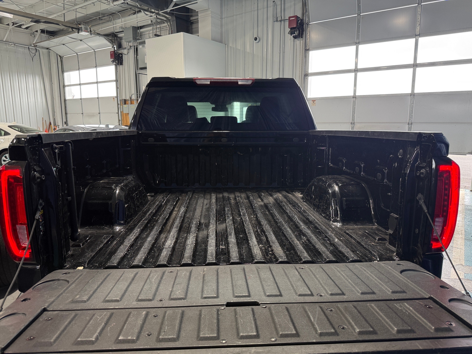 Thumbnail: 2025 GMC Sierra 1500 - 6