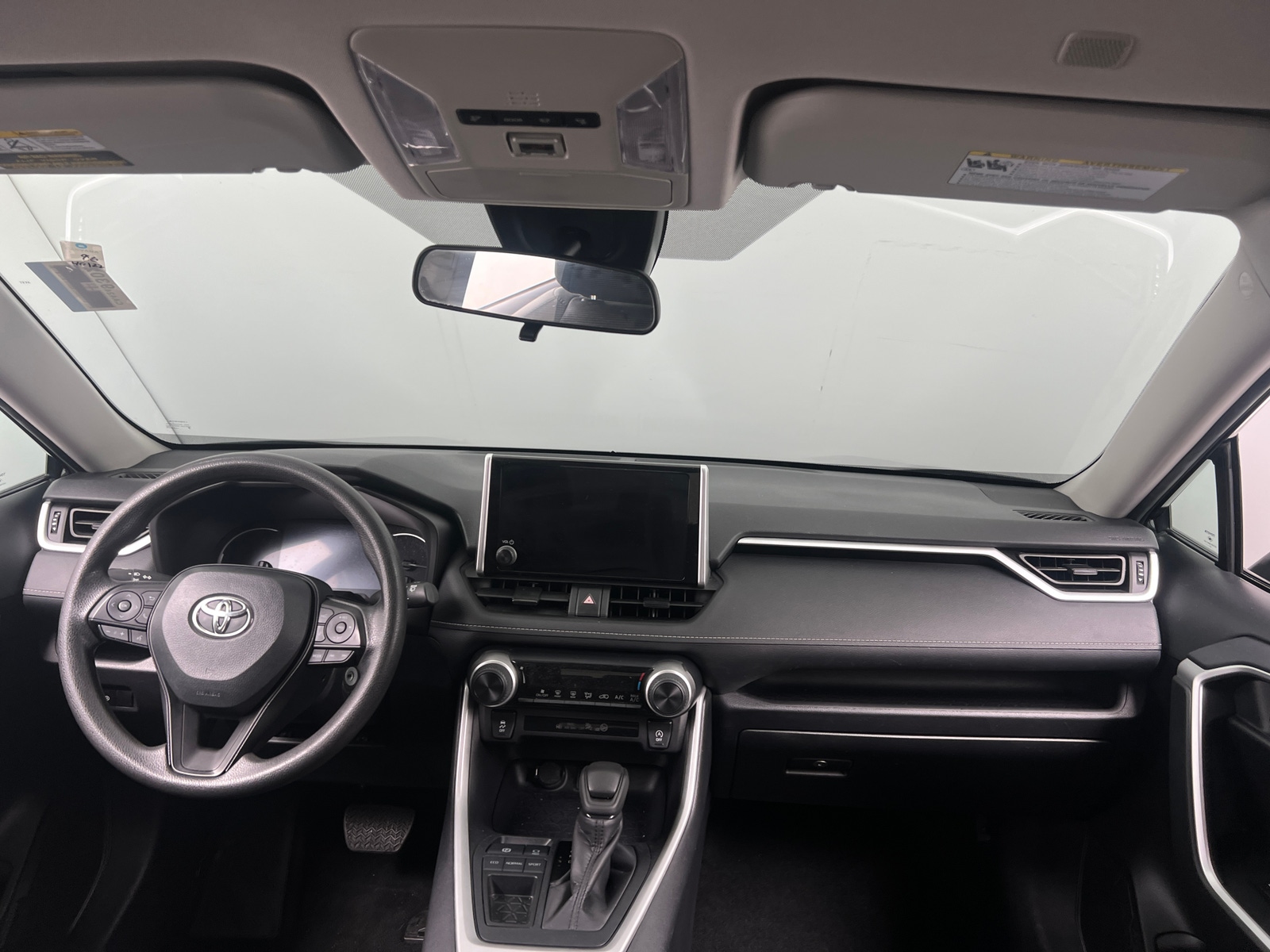 Thumbnail: 2024 Toyota RAV4 - 3