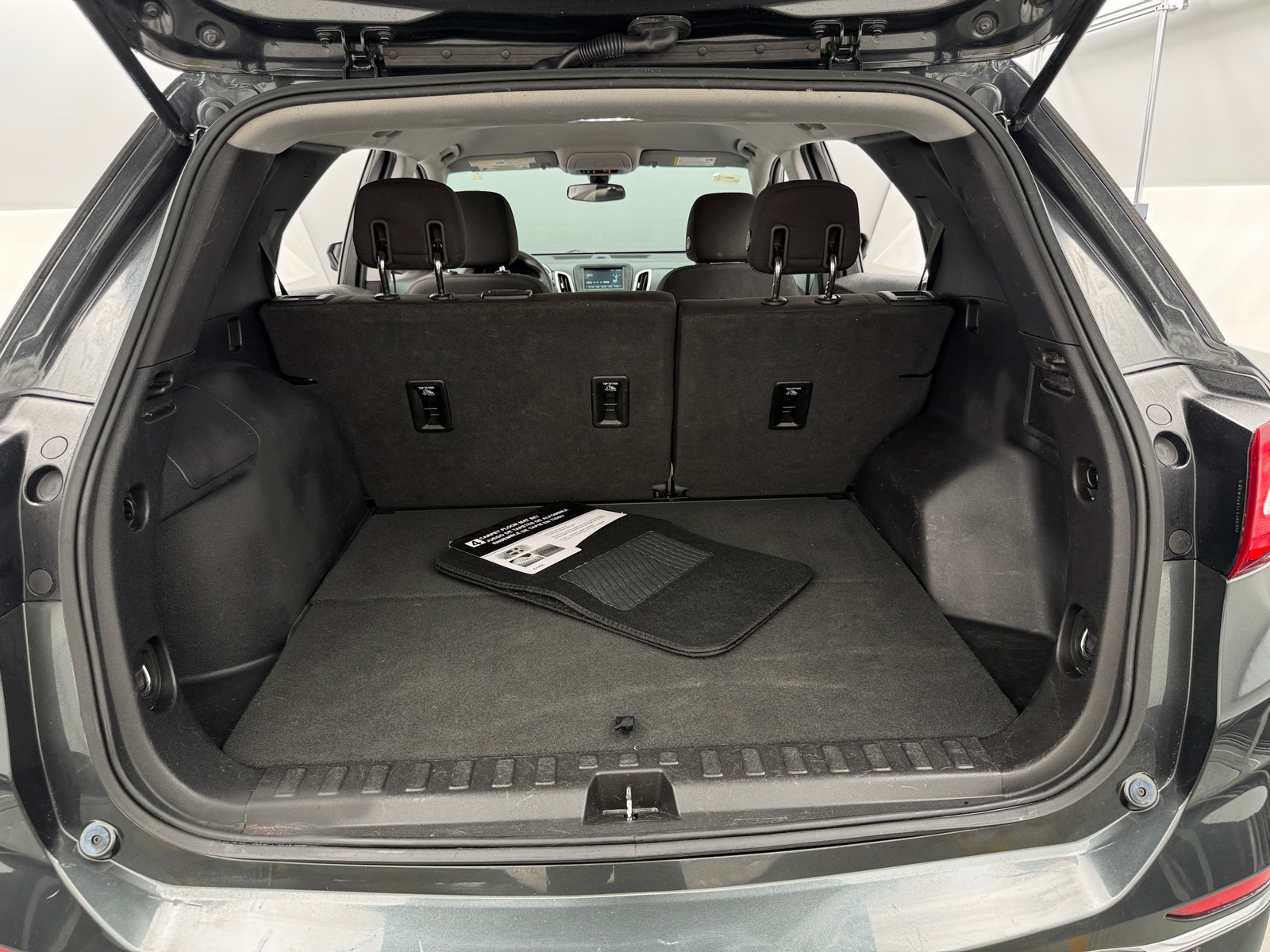 Thumbnail: 2018 Chevrolet Equinox - 7