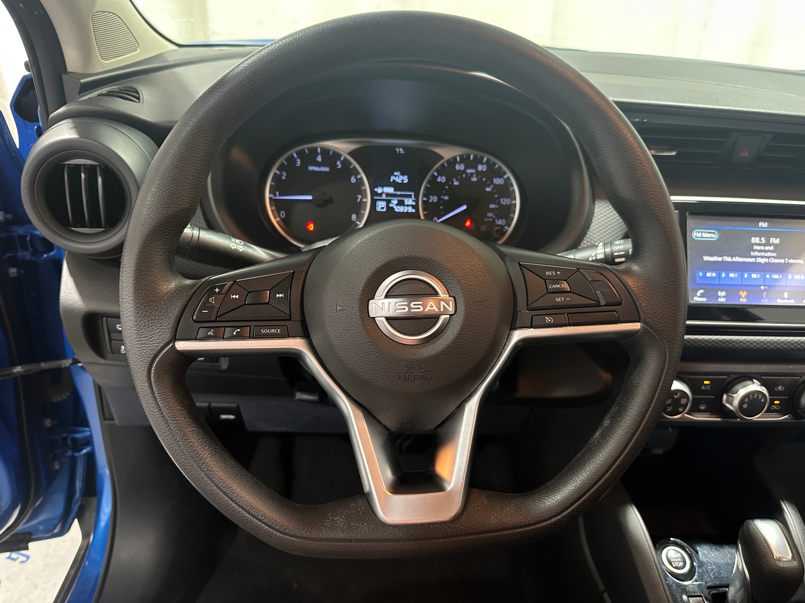 Thumbnail: 2022 Nissan Kicks - 5