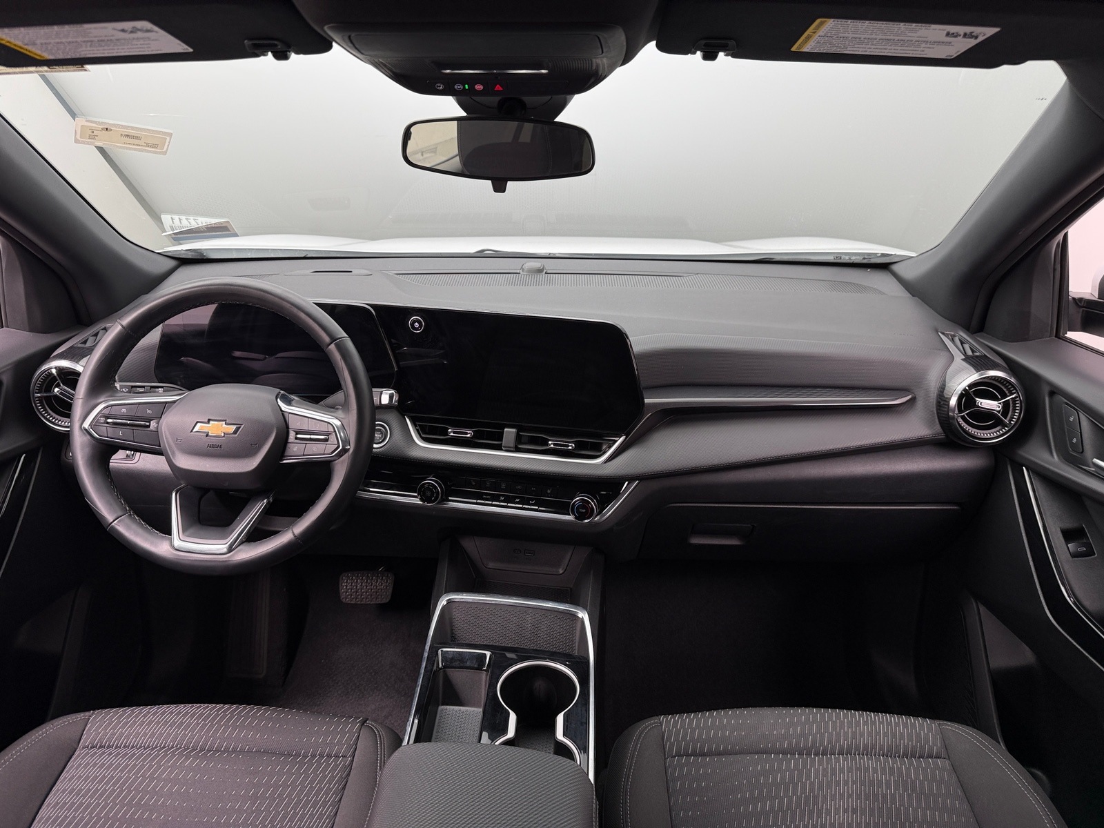 Thumbnail: 2025 Chevrolet Equinox - 3