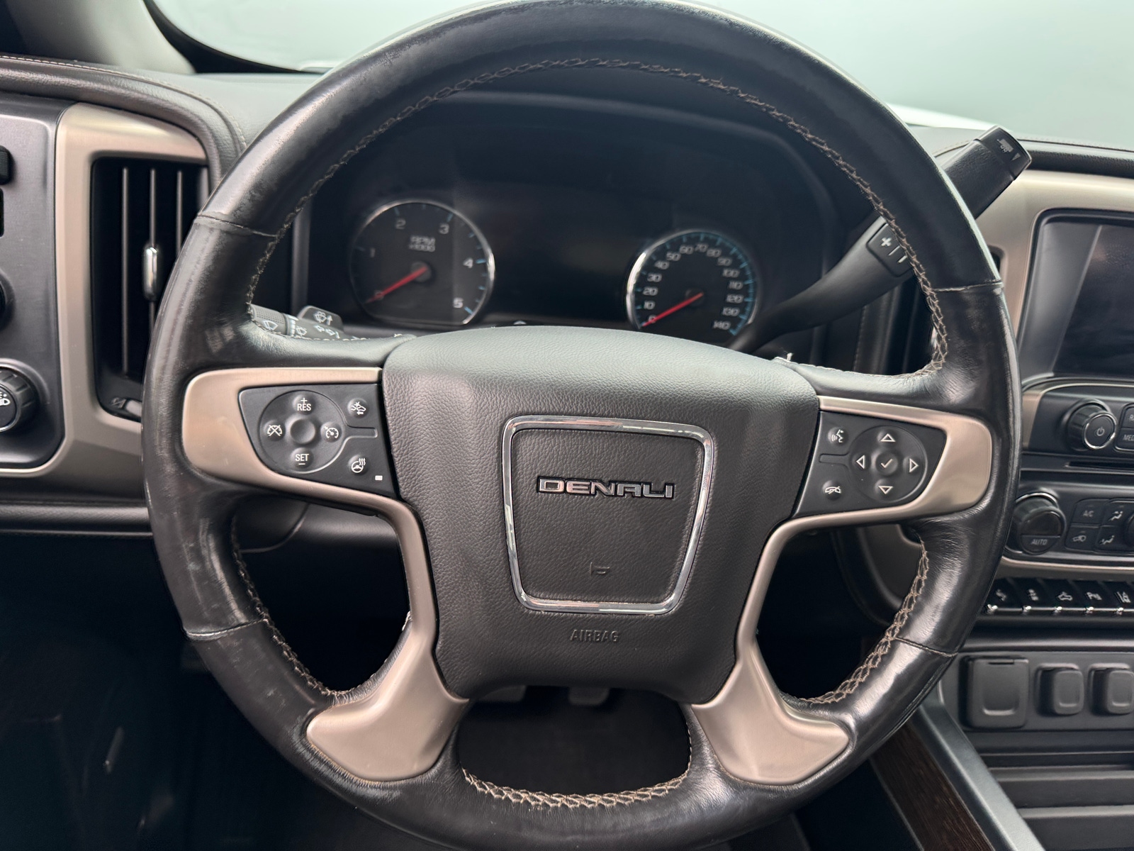 Thumbnail: 2019 GMC Sierra 2500 - 4