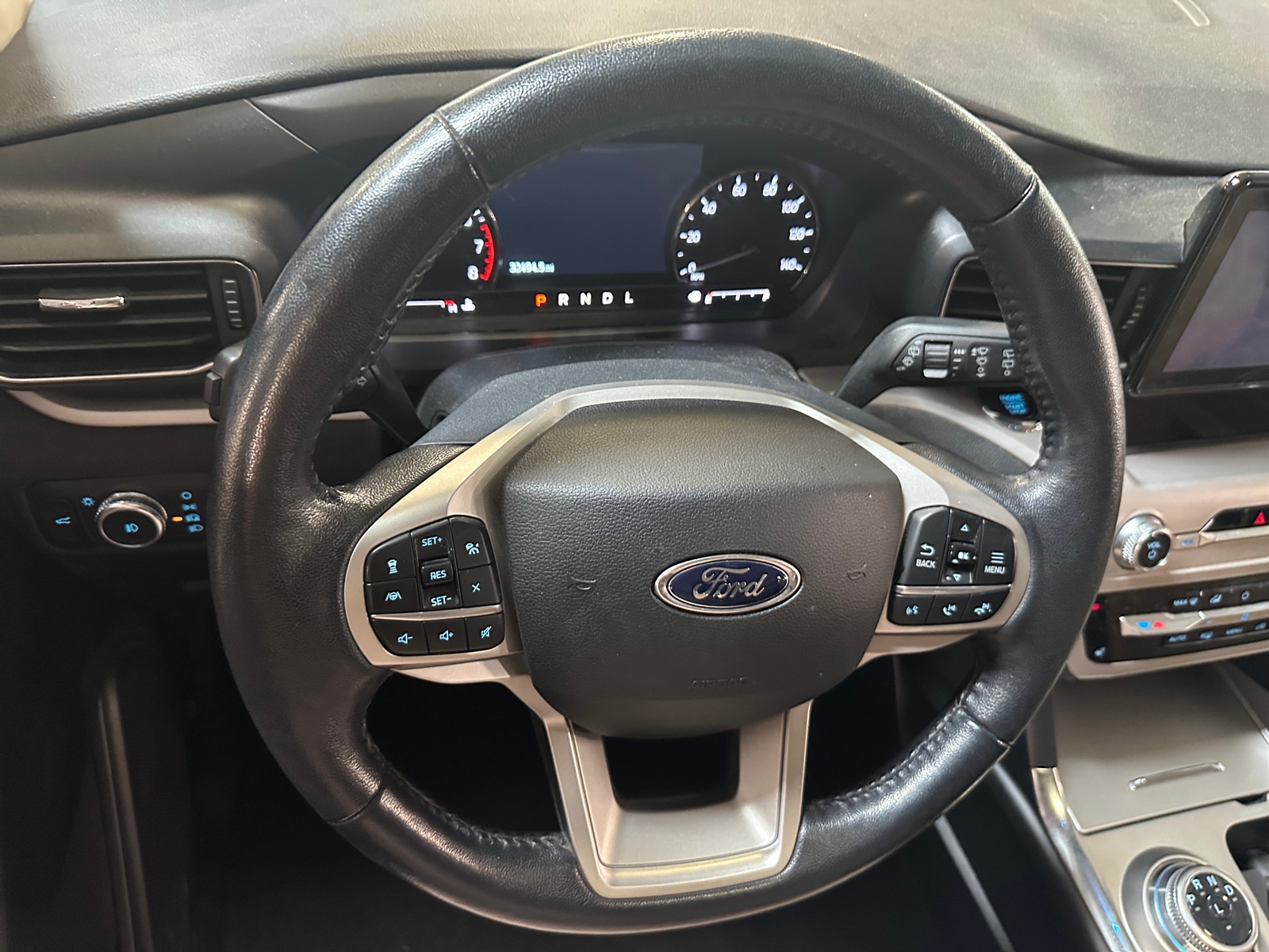 Thumbnail: 2021 Ford Explorer - 4