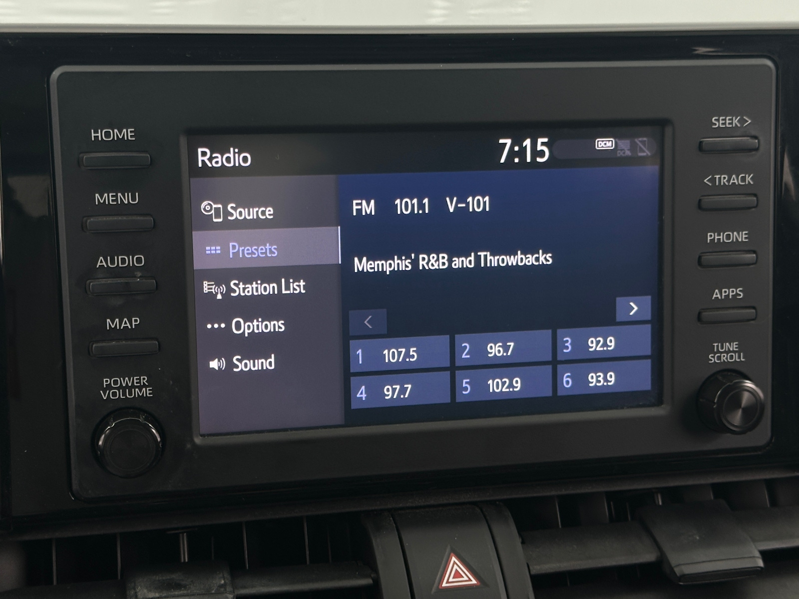 Thumbnail: 2019 Toyota RAV4 - 4