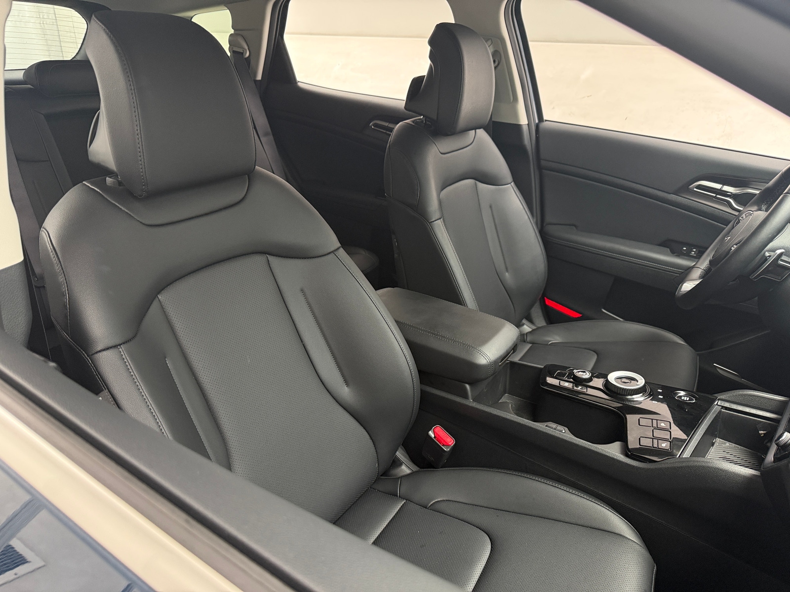 Thumbnail: 2025 Kia Sportage - 2