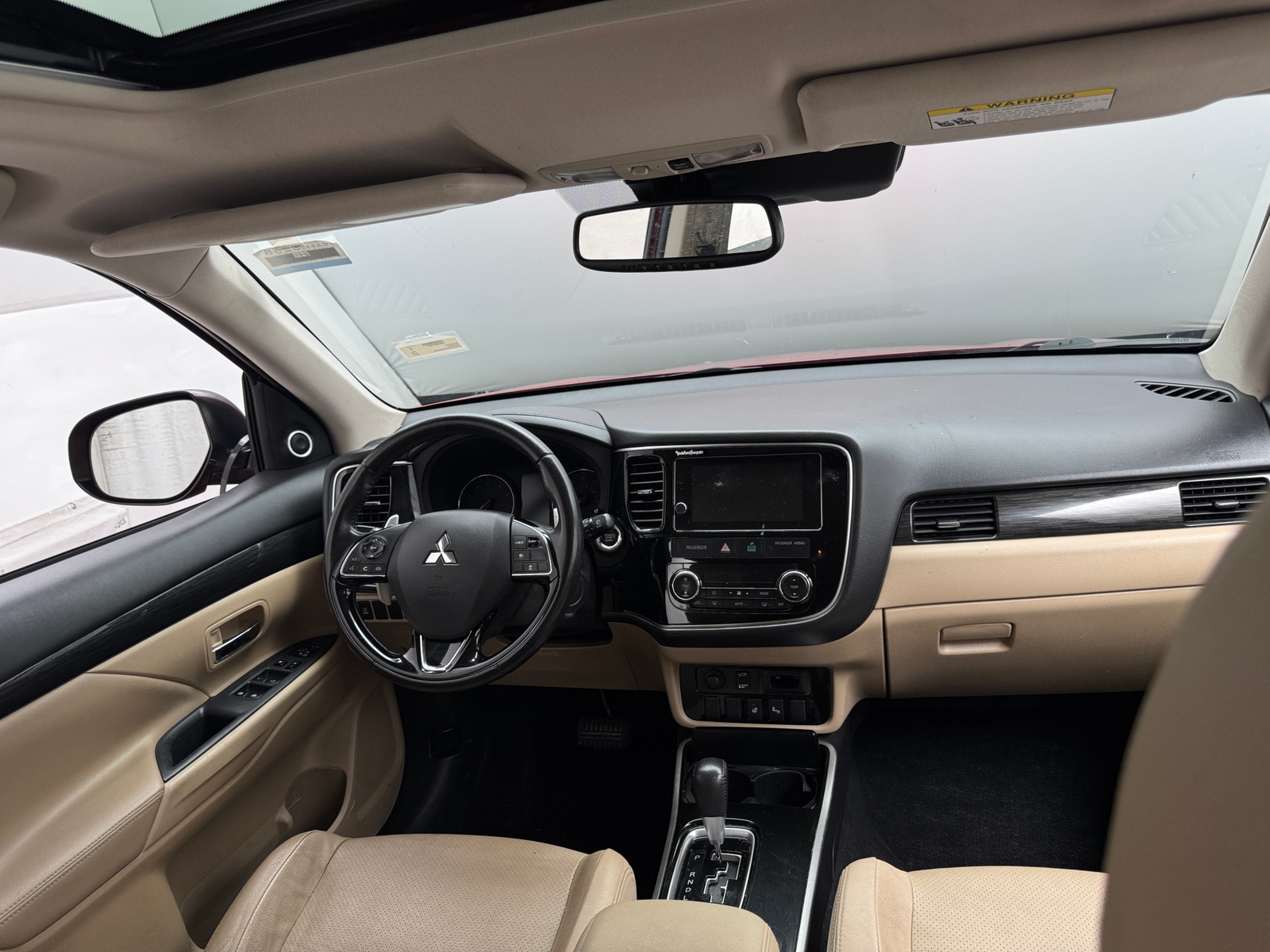 Thumbnail: 2017 Mitsubishi Outlander - 2
