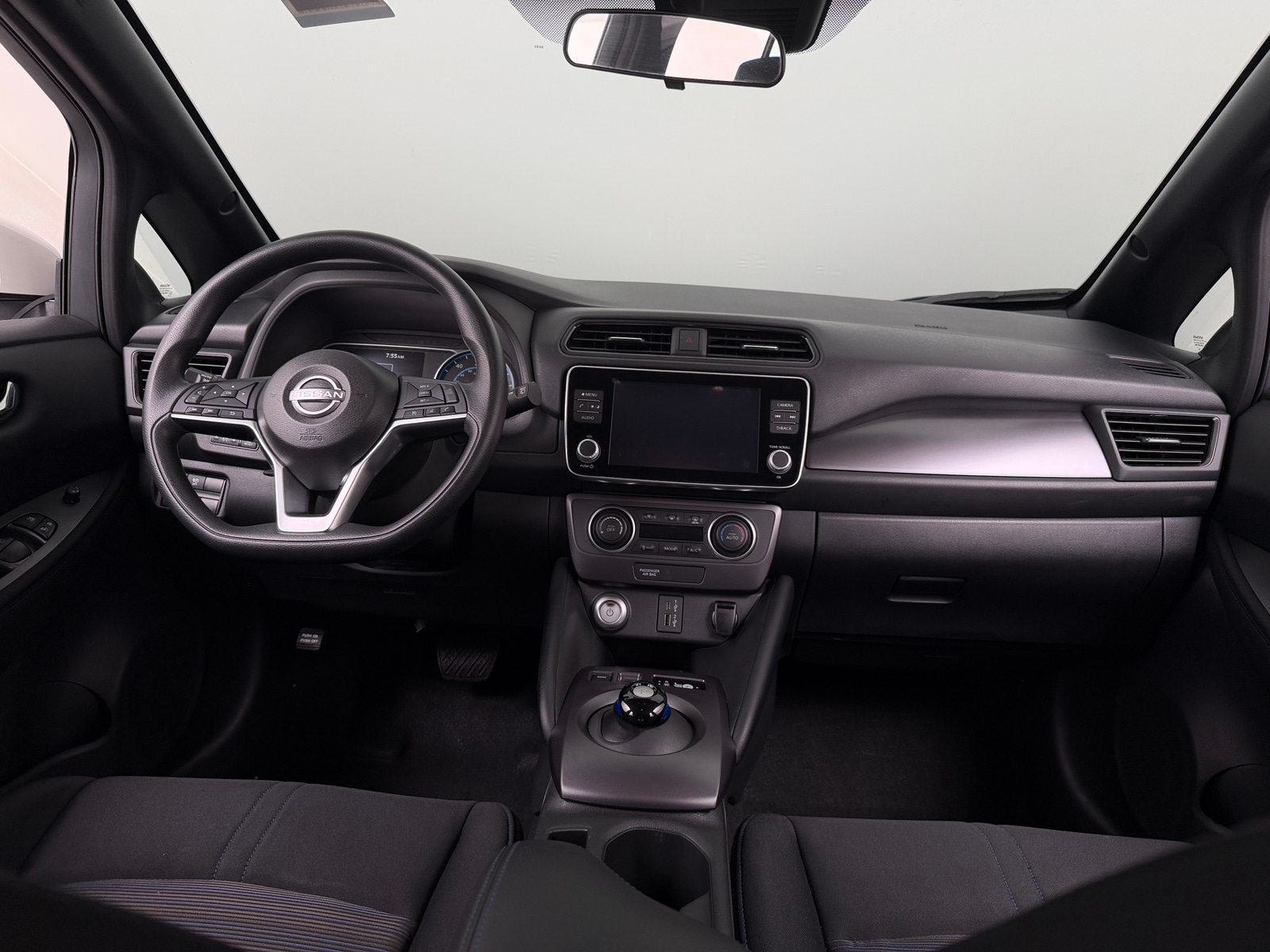Thumbnail: 2023 Nissan Leaf - 3