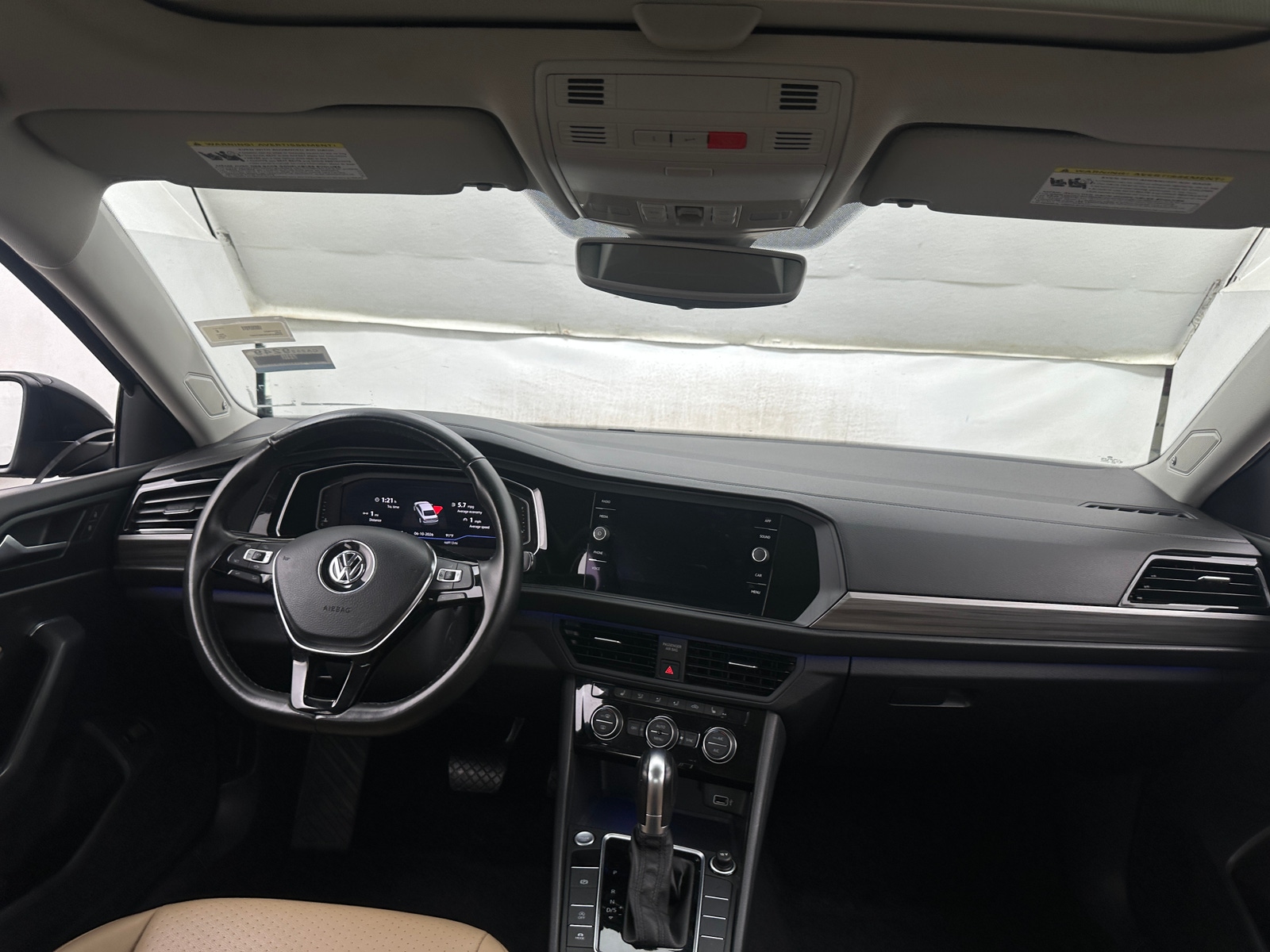 Thumbnail: 2019 Volkswagen Jetta - 2