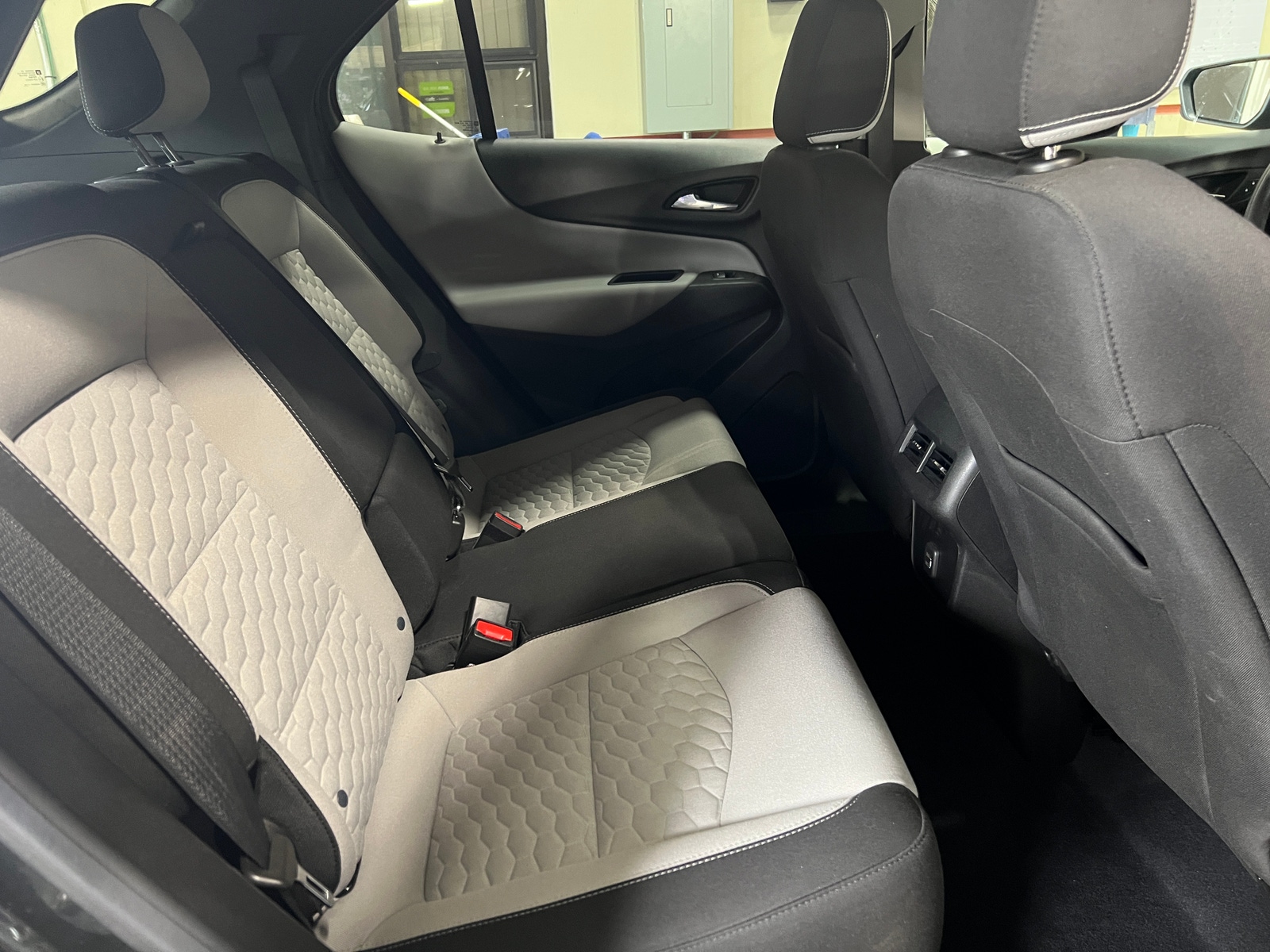 Thumbnail: 2021 Chevrolet Equinox - 6