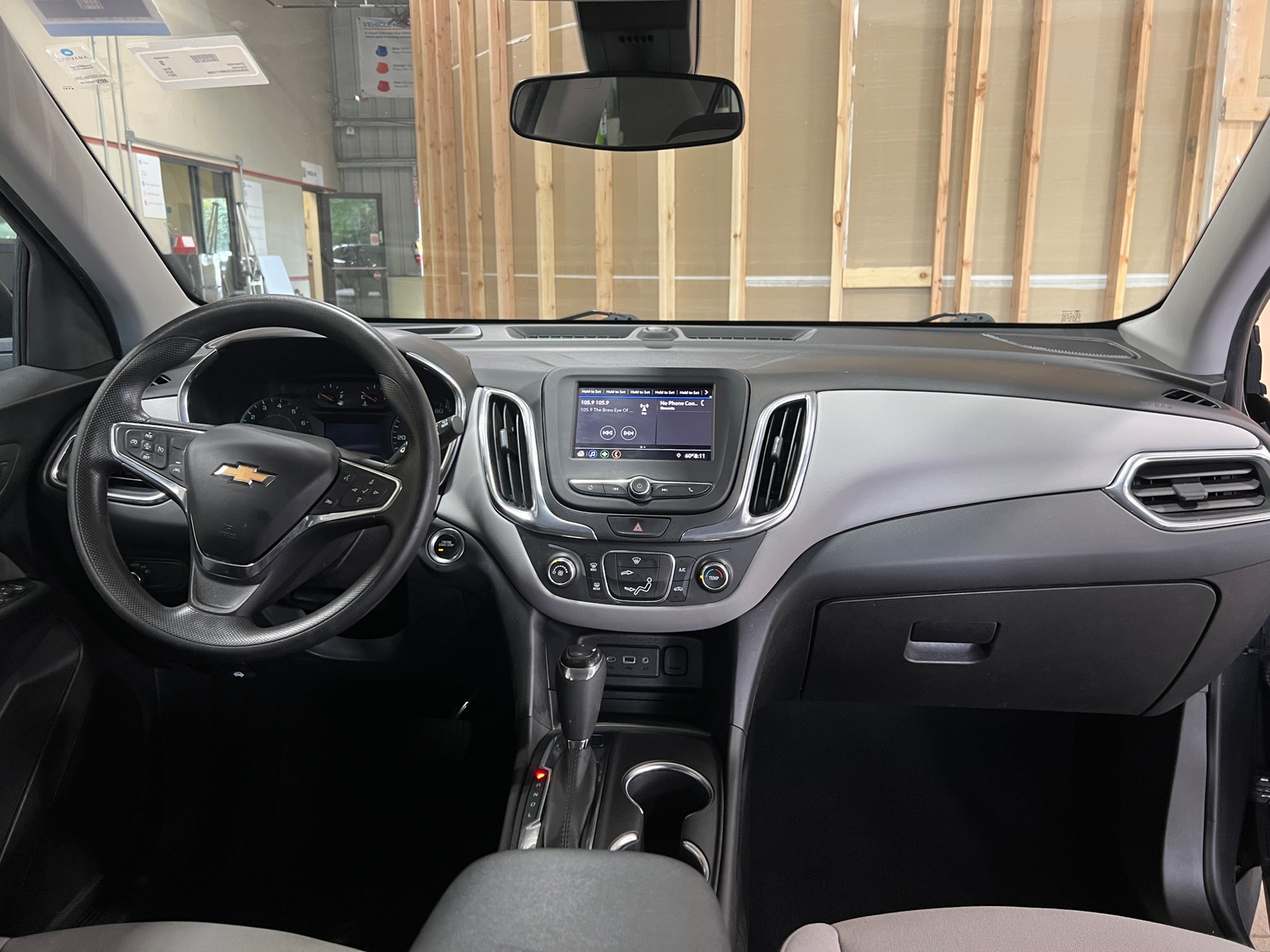 Thumbnail: 2021 Chevrolet Equinox - 3